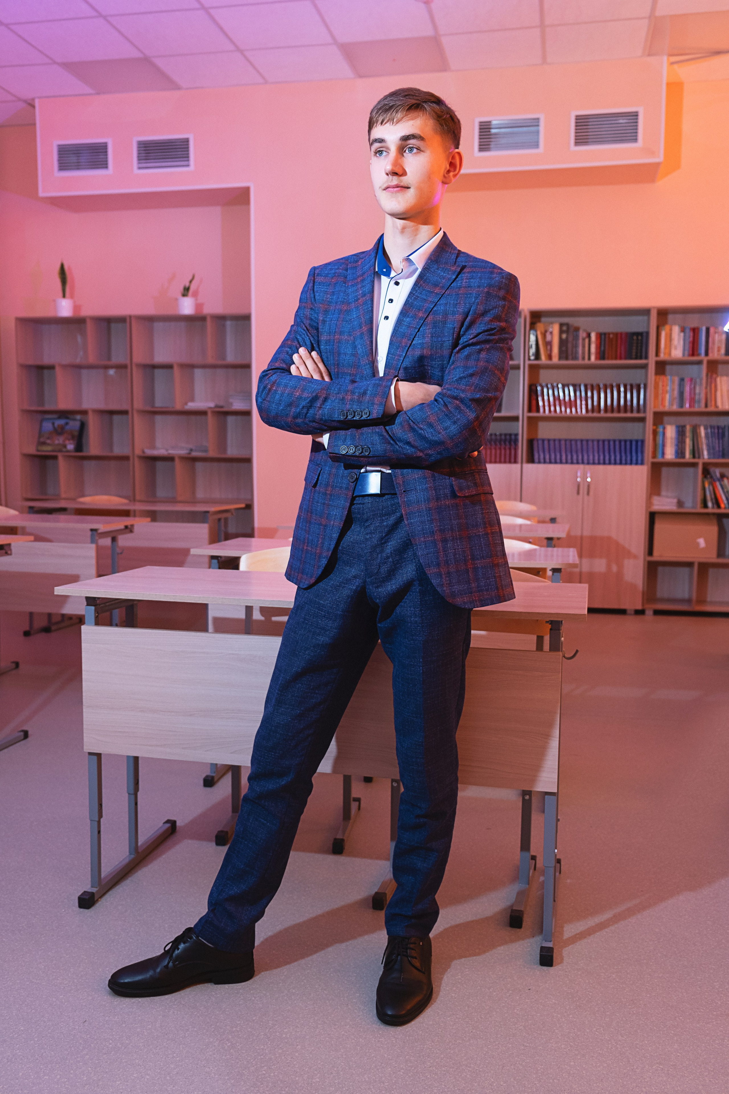 Выпускной альбом 2024. Фотограф и видеограф в Омск/Москва Сащенко Лера