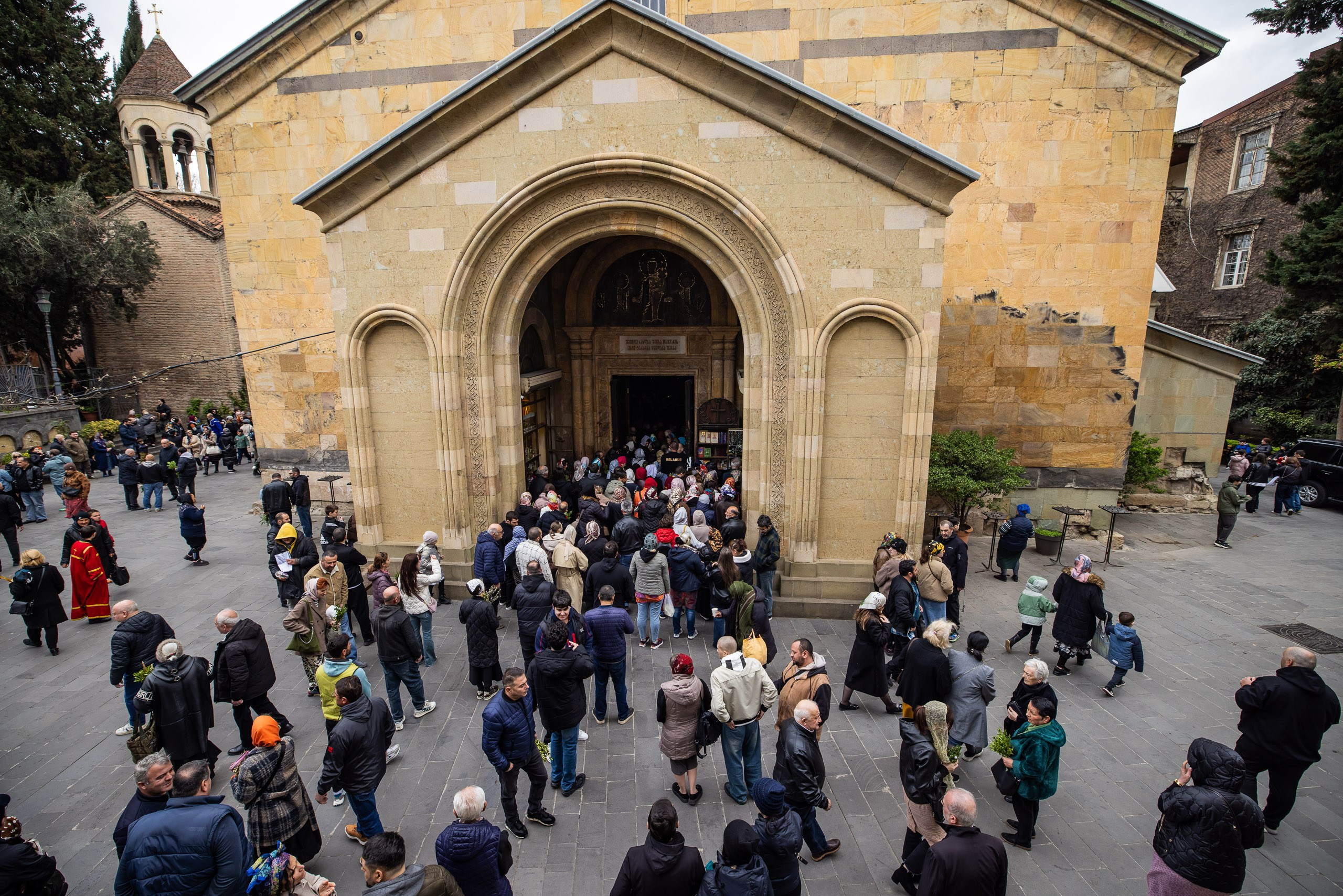 Вербное (Самшитовое) воскресенье в Грузии. Промышленный фотограф, фоторепортаж, Россия