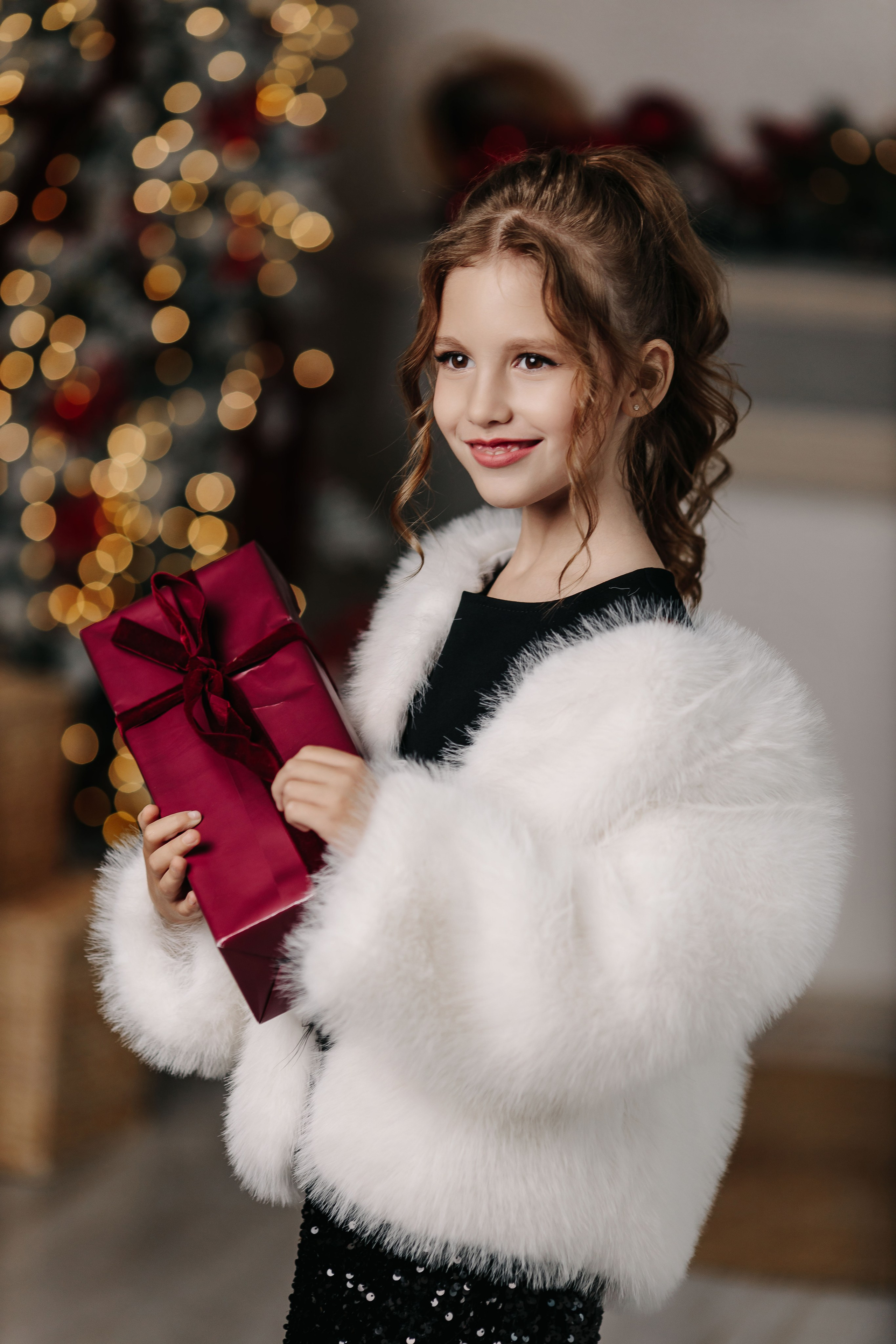 Новогодние портретики с Евой). Семейный и детский фотограф в Пскове и Санкт-Петербурге Яна Калинина