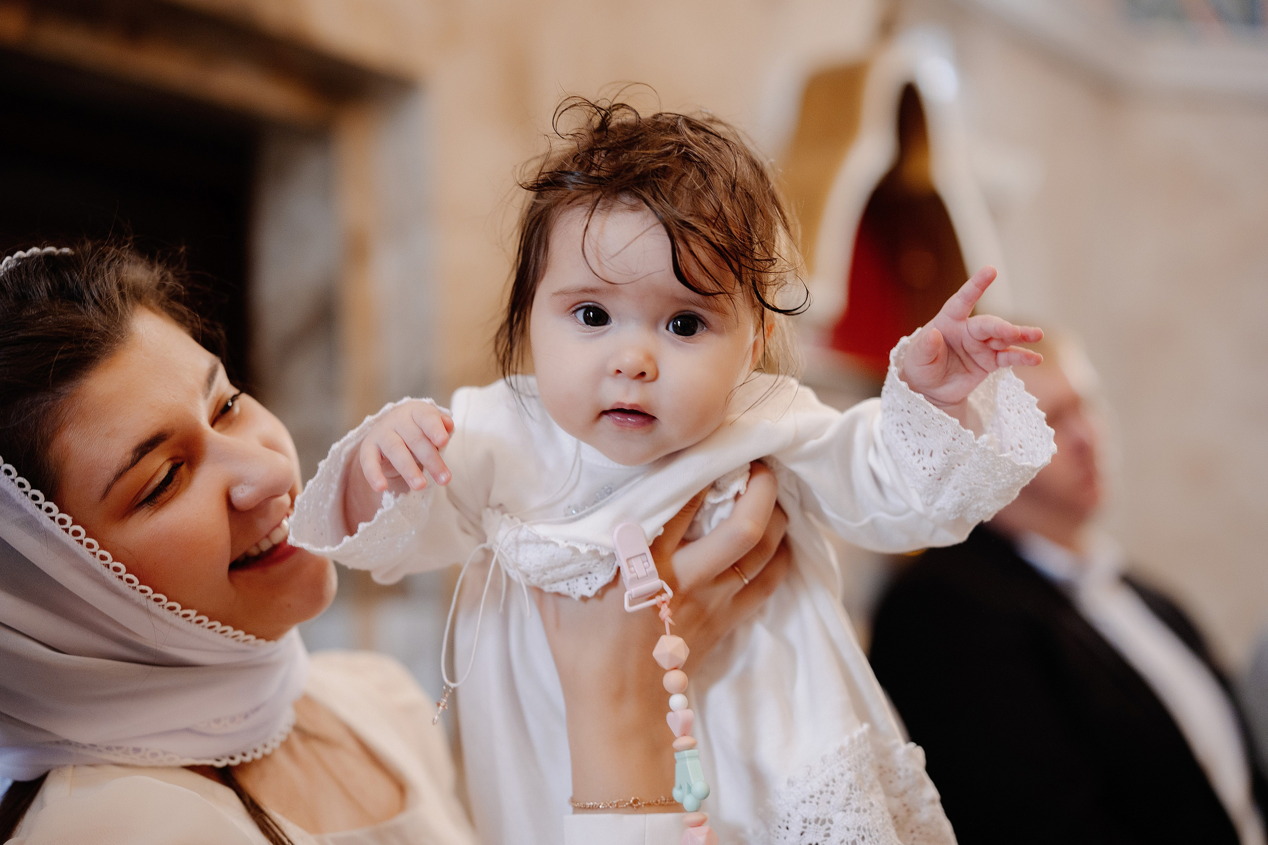 Таинство крещения Снежаны. Фотограф на Крещение и Венчание в Красноярске Рамазанова Юлия