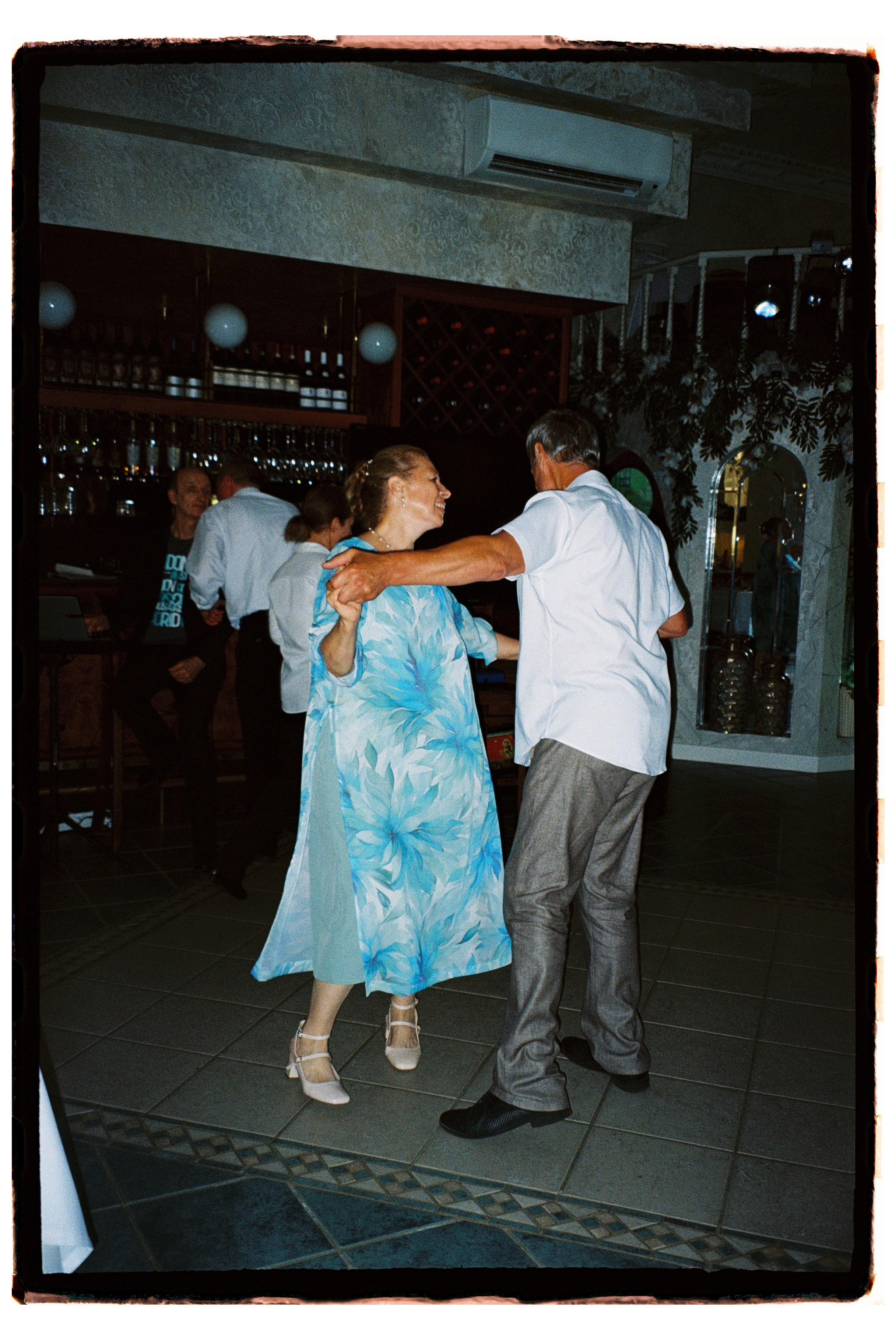 На пленку (Полина и Денис). Фотограф в Москве — Евгения Прокопенко