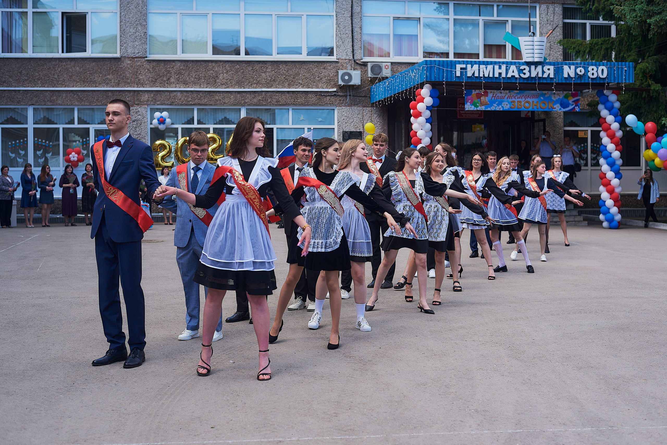 Последний звонок. Фотограф Елена Дука. Контент съемка. Семейная фотография