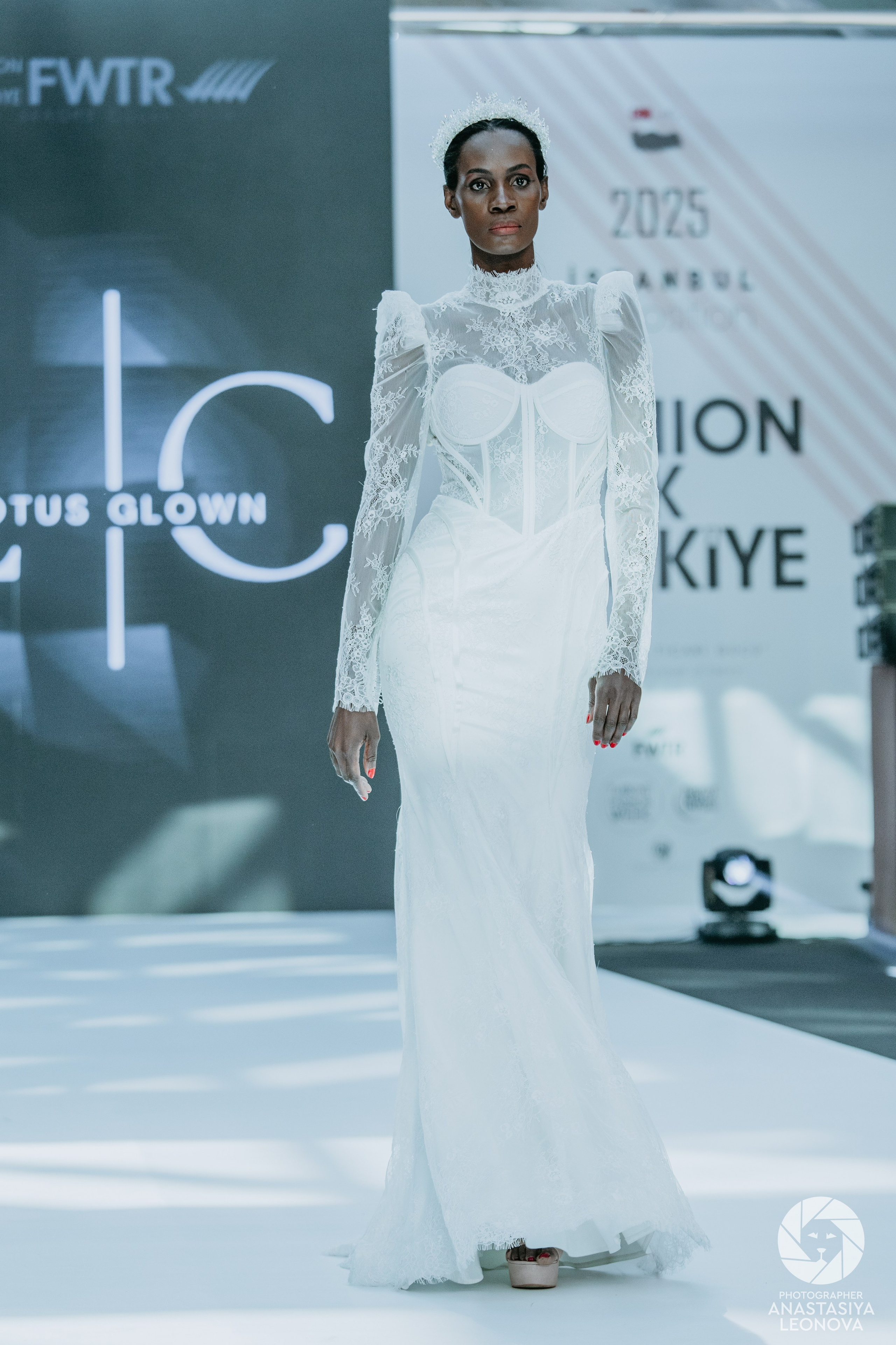 Fashion Week Türkiye [spring, 2025]. Anastasia Leonowa