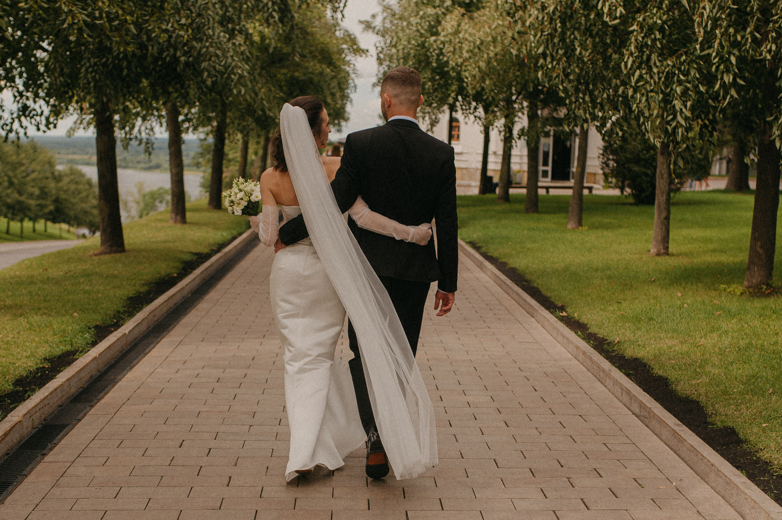 03.08.2024. RETOUCH-HOUSE