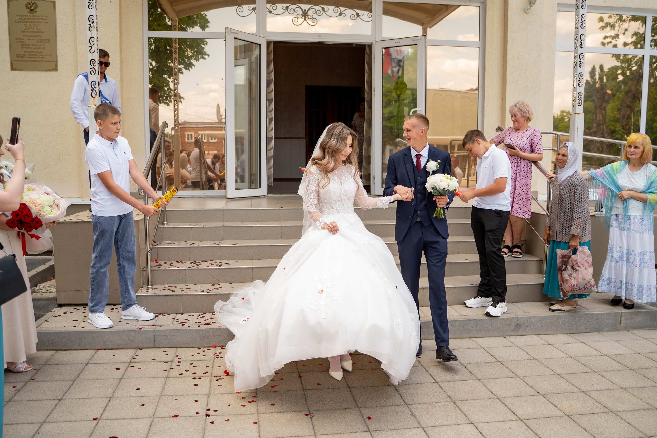 Данил и Анастасия. Видеосьемка, фотосьемка свадеб, юбилеев, утренников в Краснодарском кр