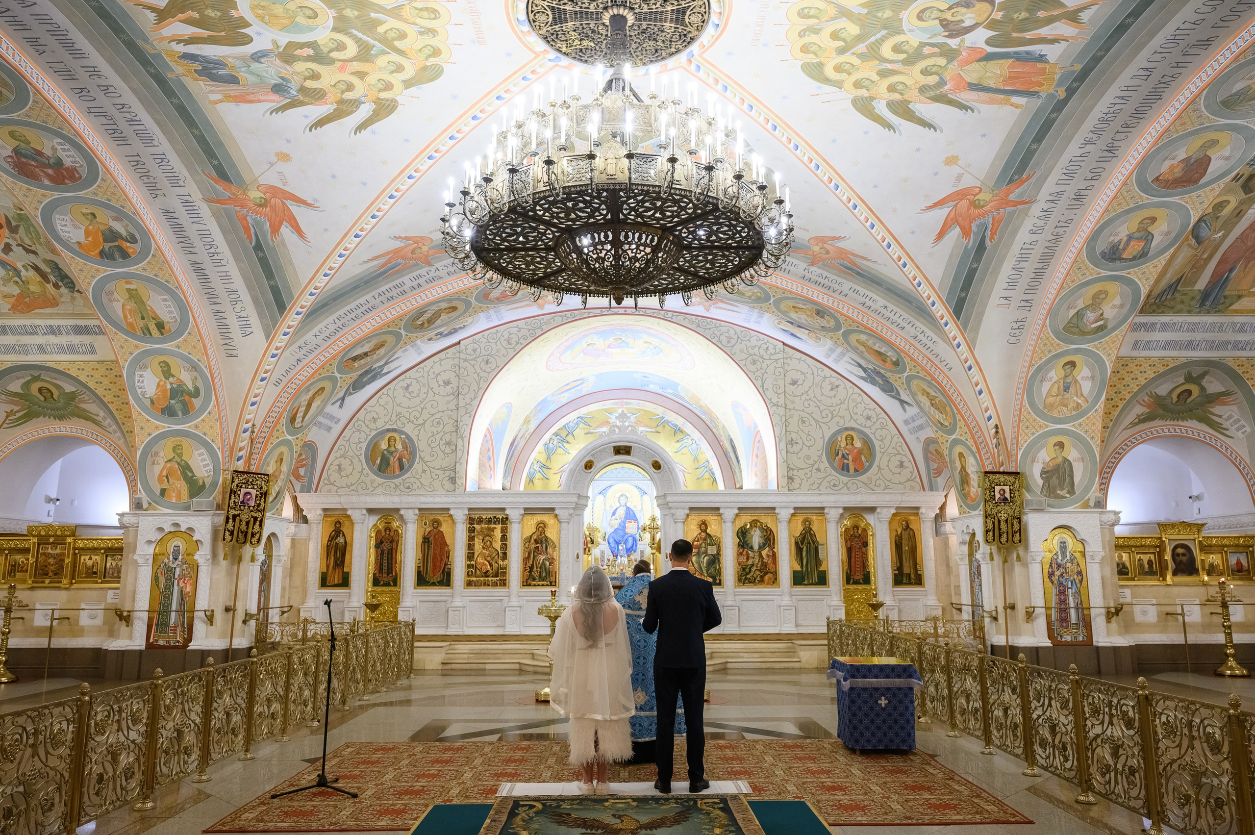 Свадьба Венчание Храм Христа Спасителя. Свадебный фотограф Москва Юрий Кульман