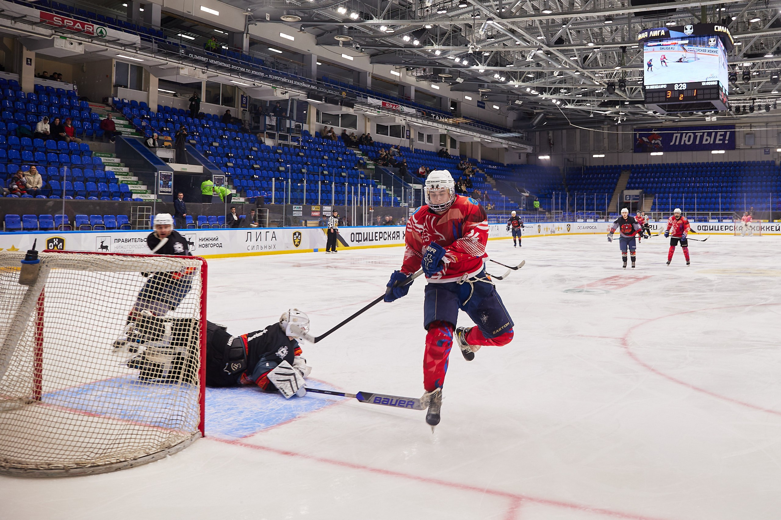 Репортаж. Офицерская хоккейная лига 2025 год. Спортивный фотограф Некрасов Денис