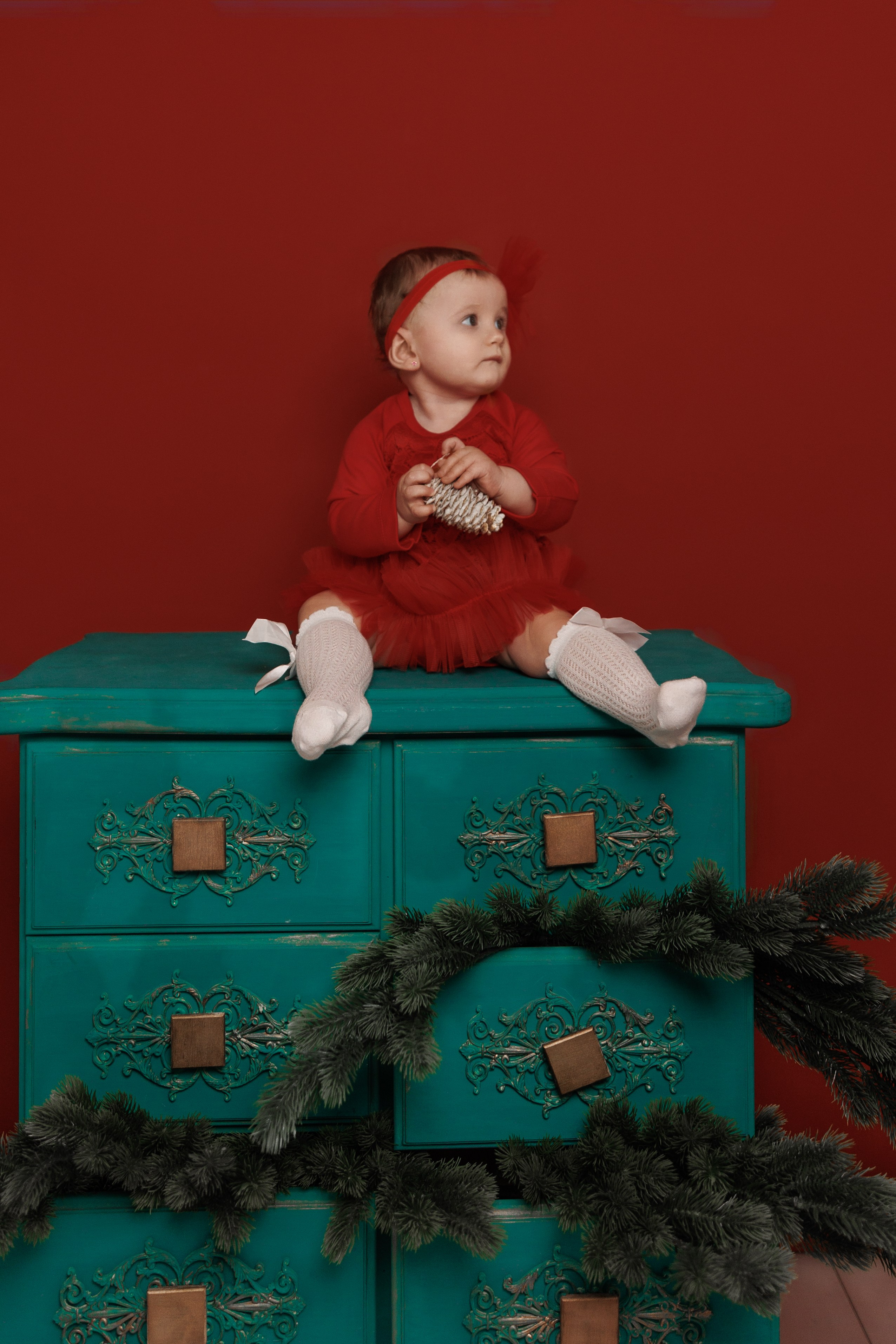 Юля, годовасие дочи. Фотограф женского портрета, беременности и материнства Харькова Елена