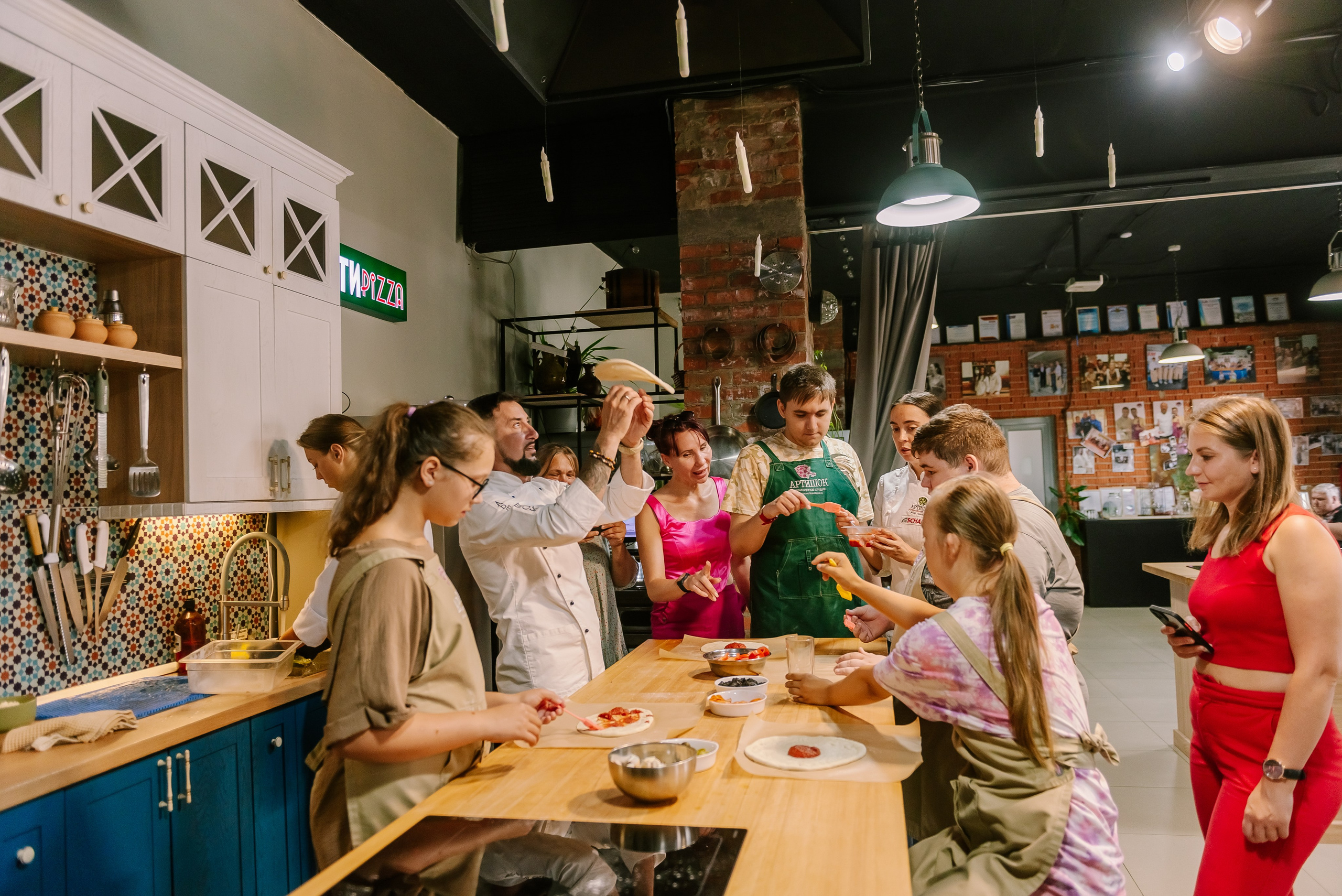Инклюзивная кухня добра в Артишок 30. 07.35. Детский фотограф, семейный фотограф и репортажи в Кемерово