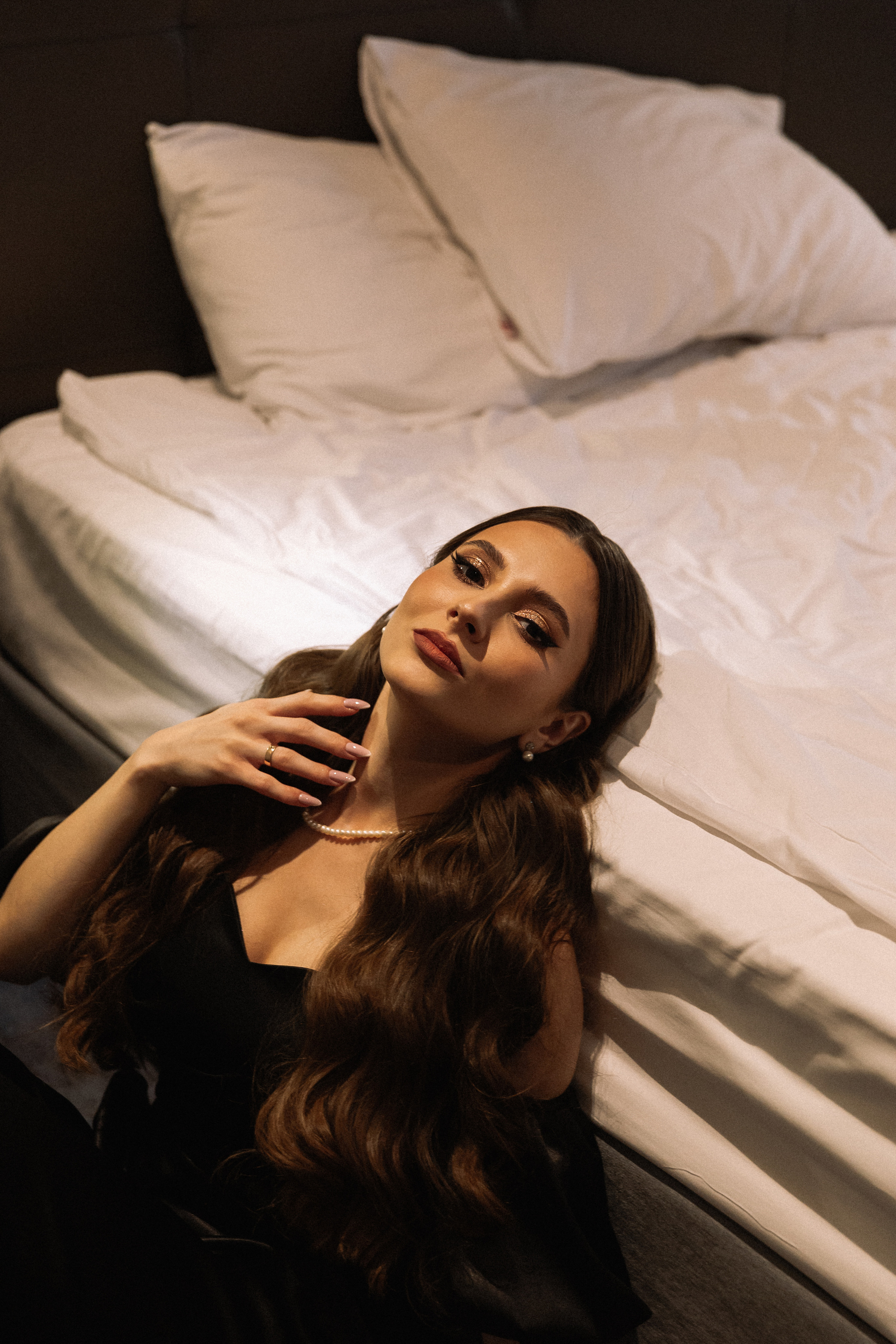 Влюбляемся и кружим. Э Т О М Ы