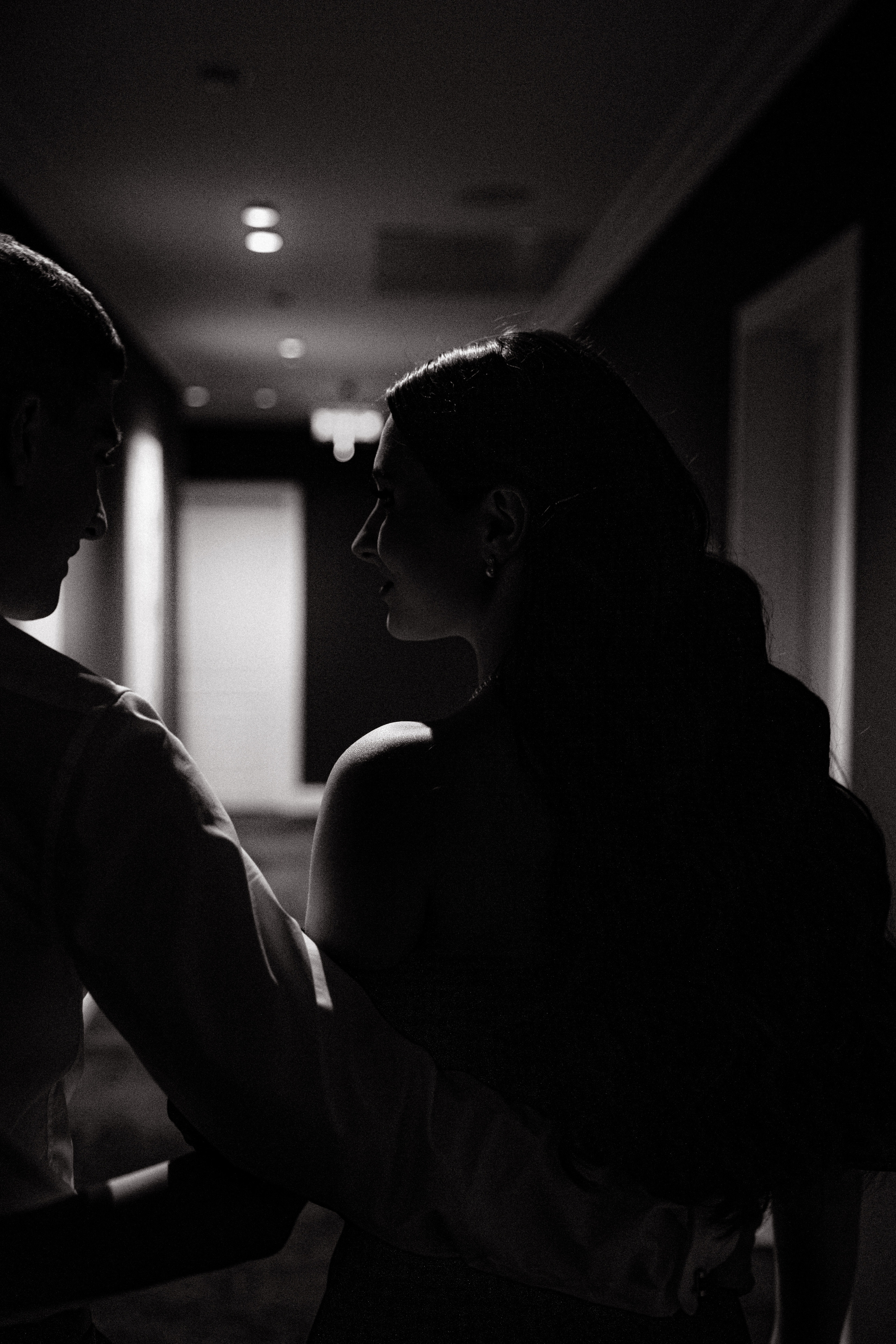 Влюбляемся и кружим. Э Т О М Ы