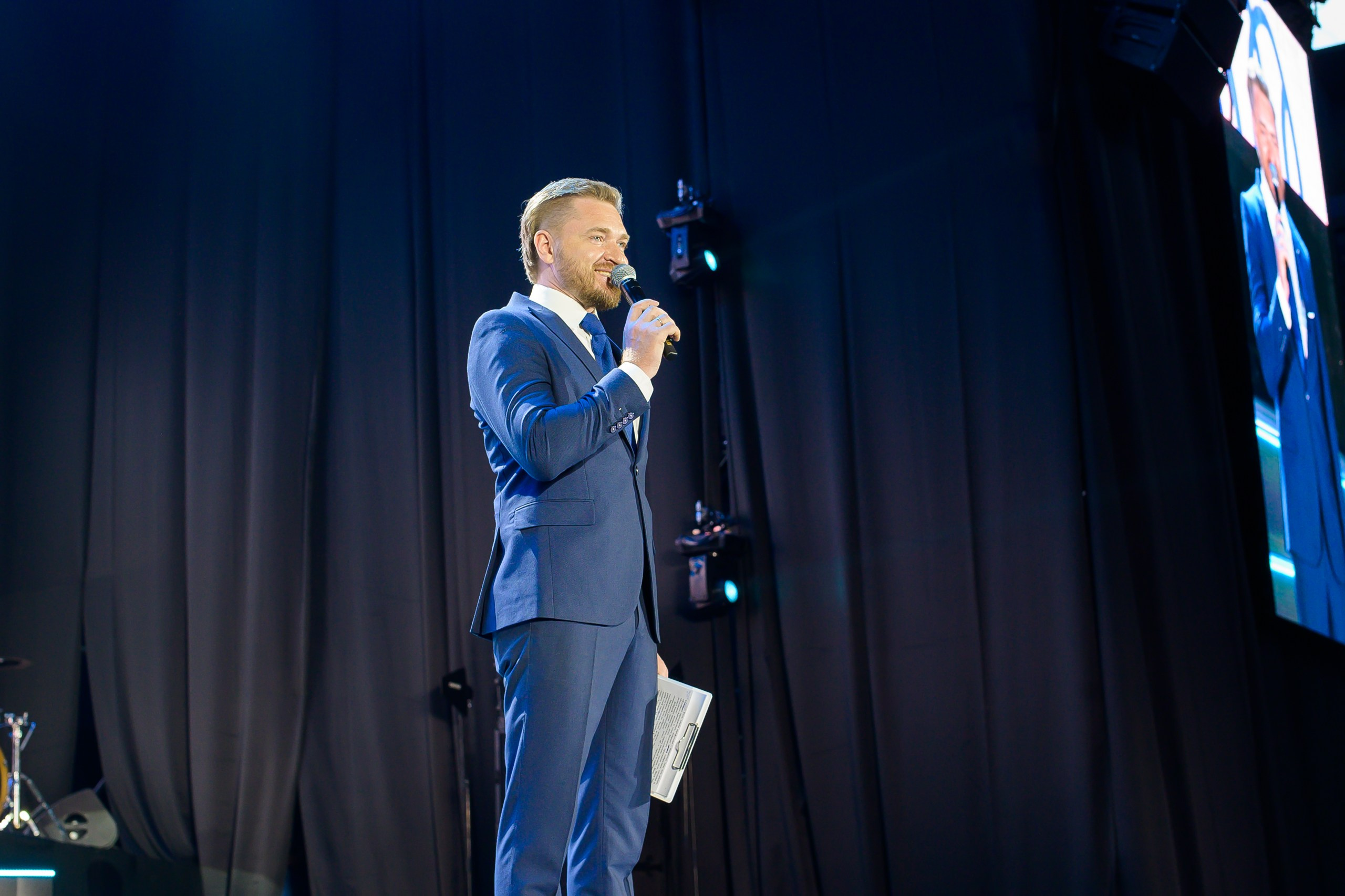 День Соц работника. Фотограф в Кемерово Владислав Шульц