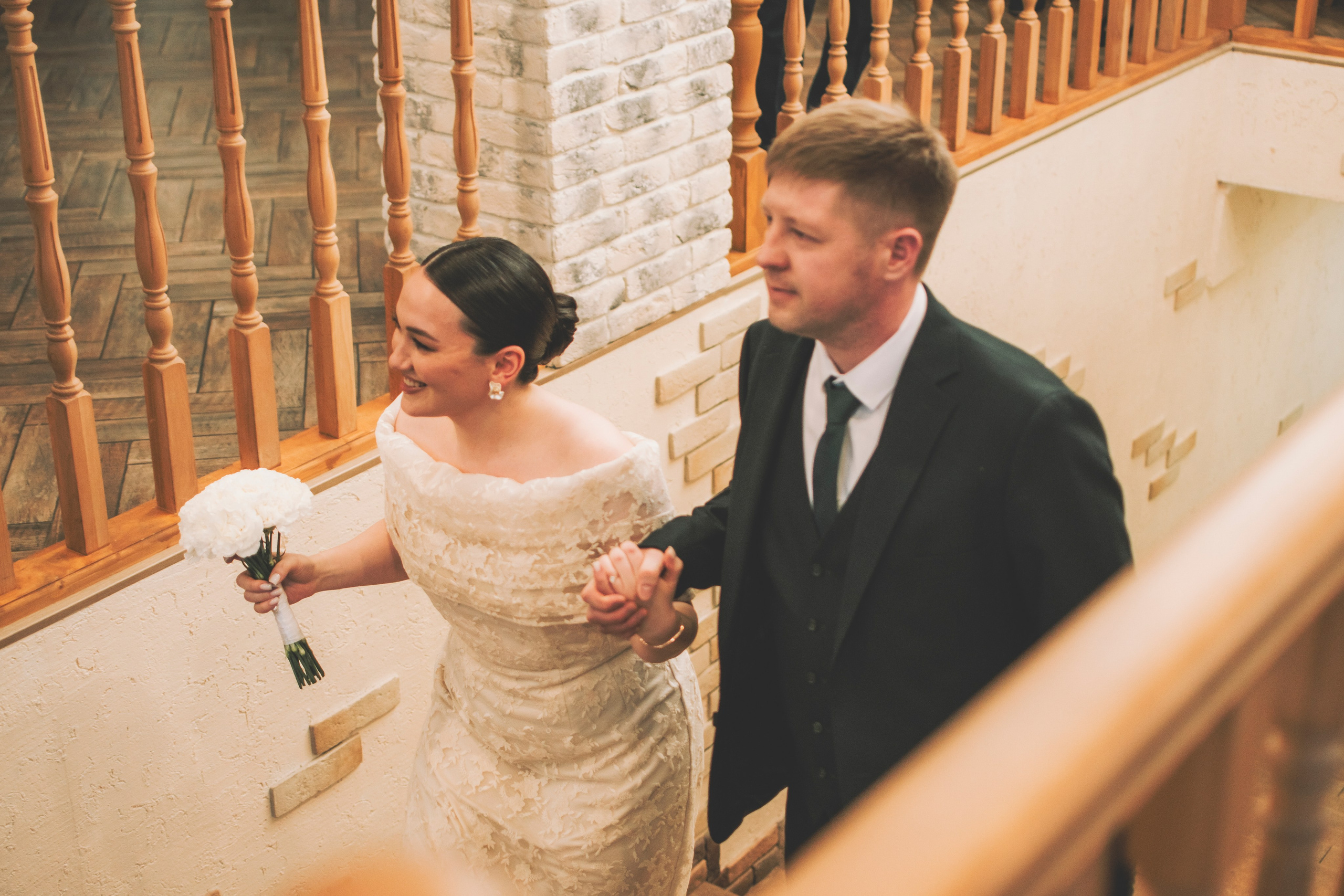 26.04.2025 (Фотосессия, роспись в Онии + фото с банкета). Семейный и свадебный фотограф Губкинский и Ставрополь