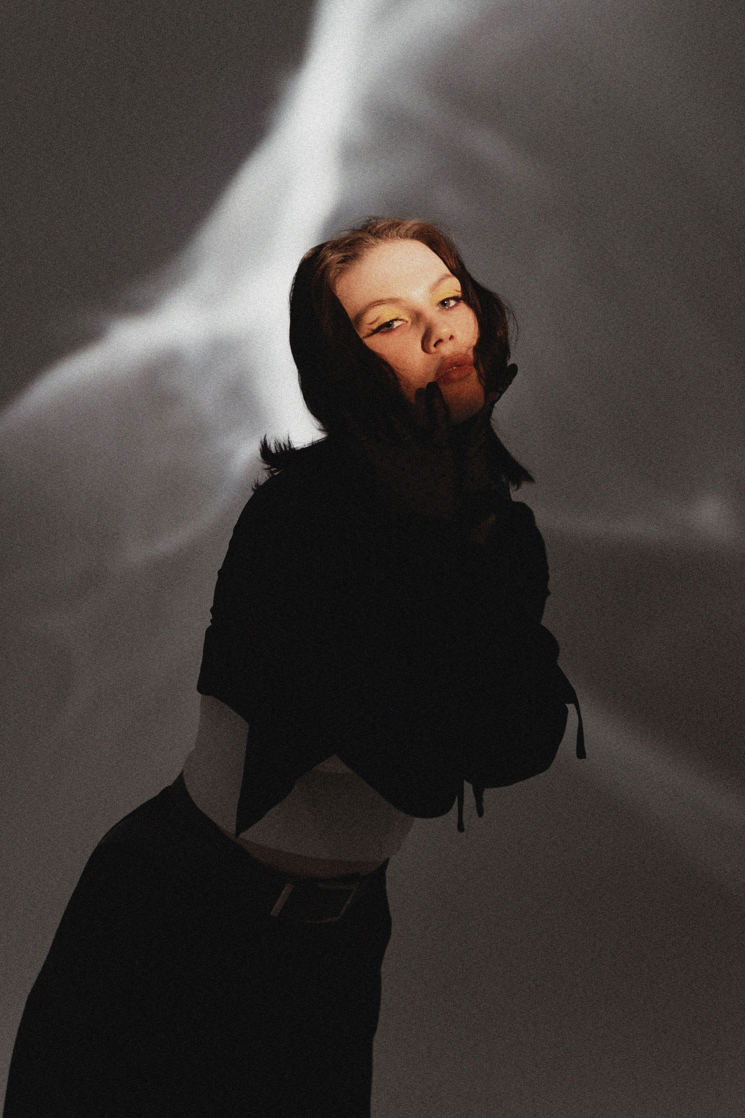 Цветной свет и Соня. Фотограф Надежда Погребняк | Рязань | Москва