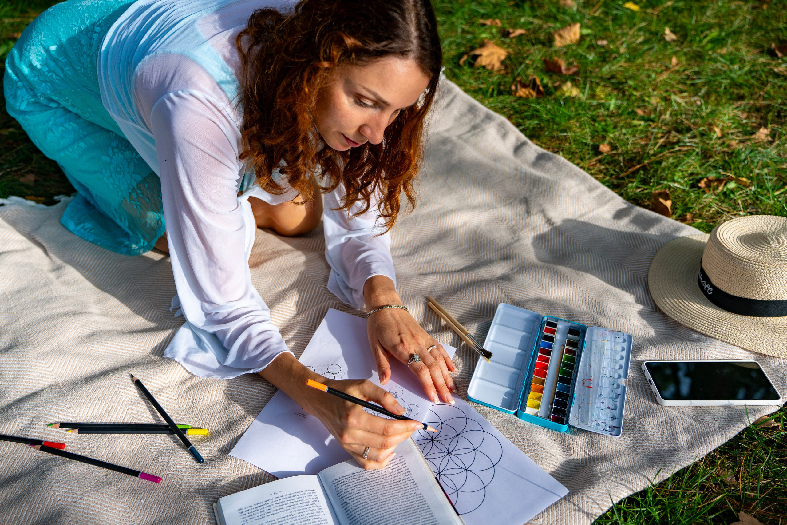 Осенняя фотоссесия по центру Анапы. Семейный и детский фотограф Екатерина Черняева. Снимаю портреты, love story, фотопрогулки, работаю на улице, в кафе, студии, дома у клиента