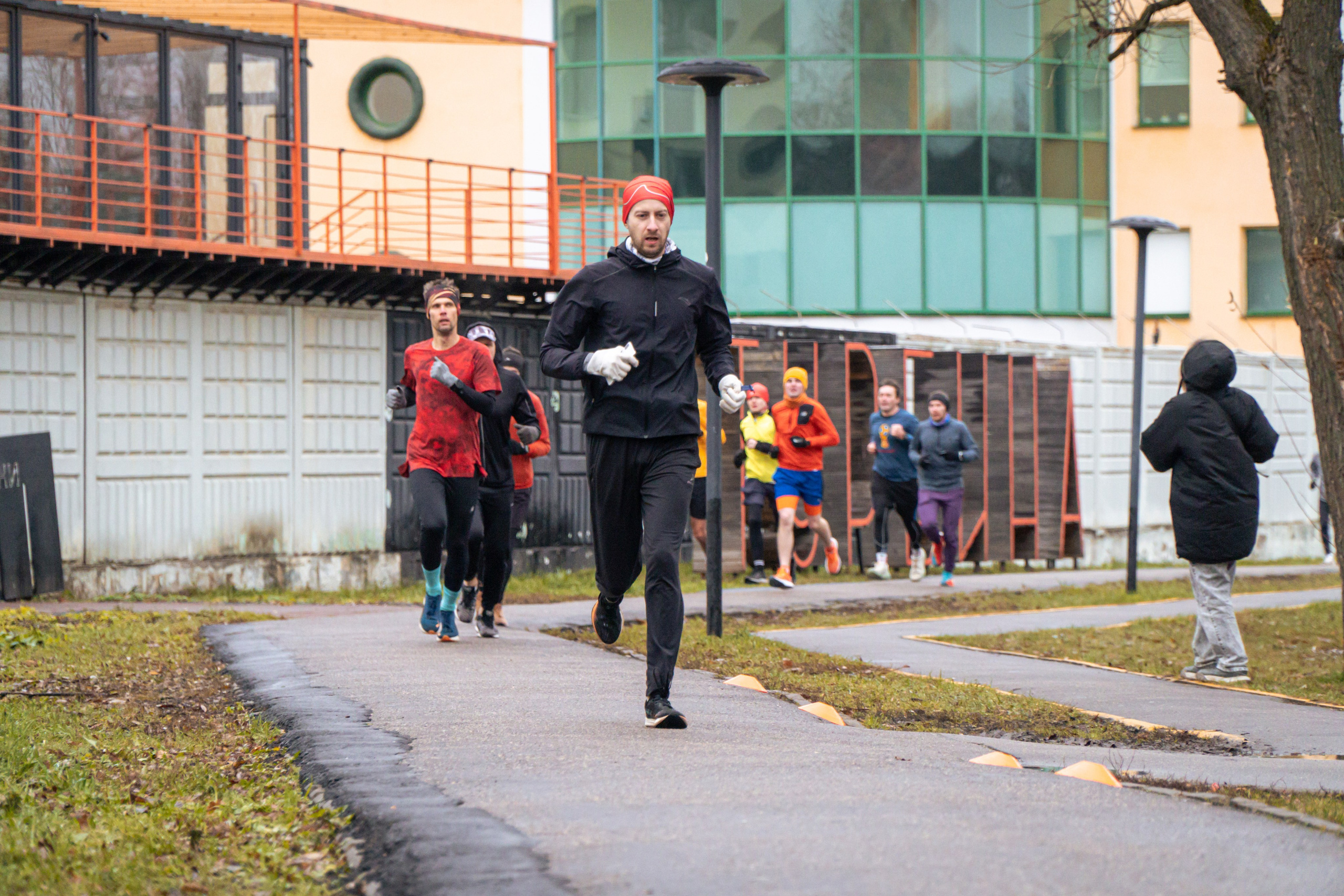 5 вёрст Реутов 16.11.2024. Роман Капилюшов. Бег. Фото. Видео. г. Люберцы