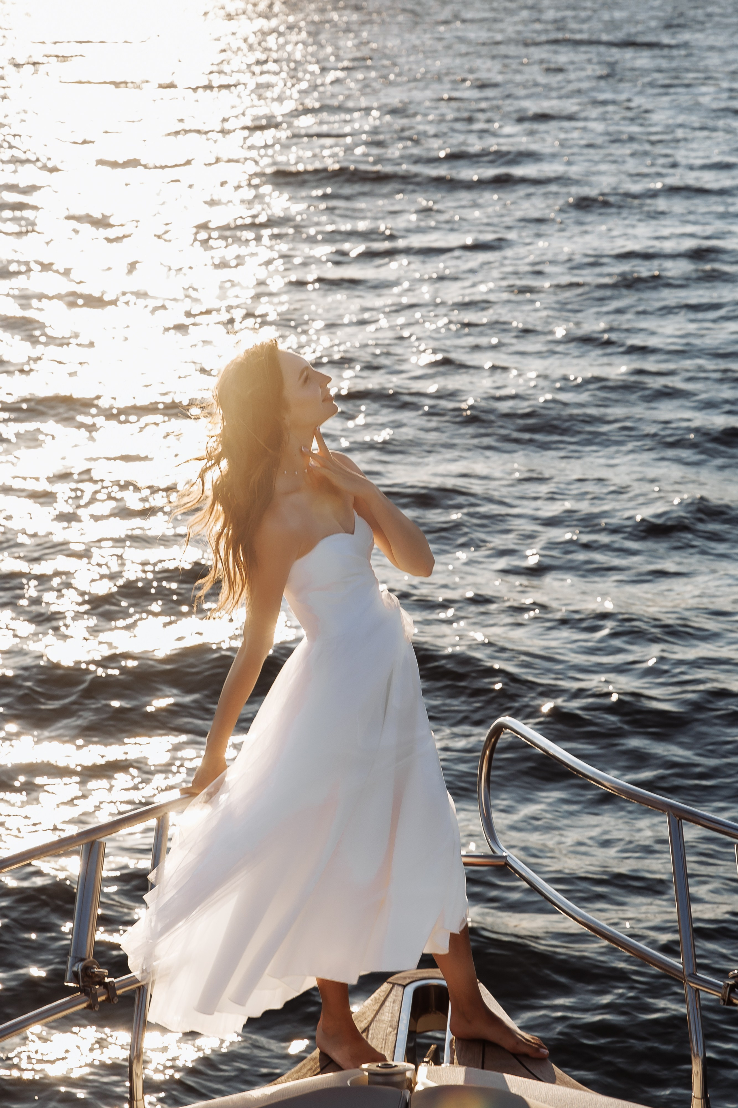 Роскошная фотосессия в Сочи на яхте. Свадебный фотограф в Абхазии, Сухум, Гагра, Сочи