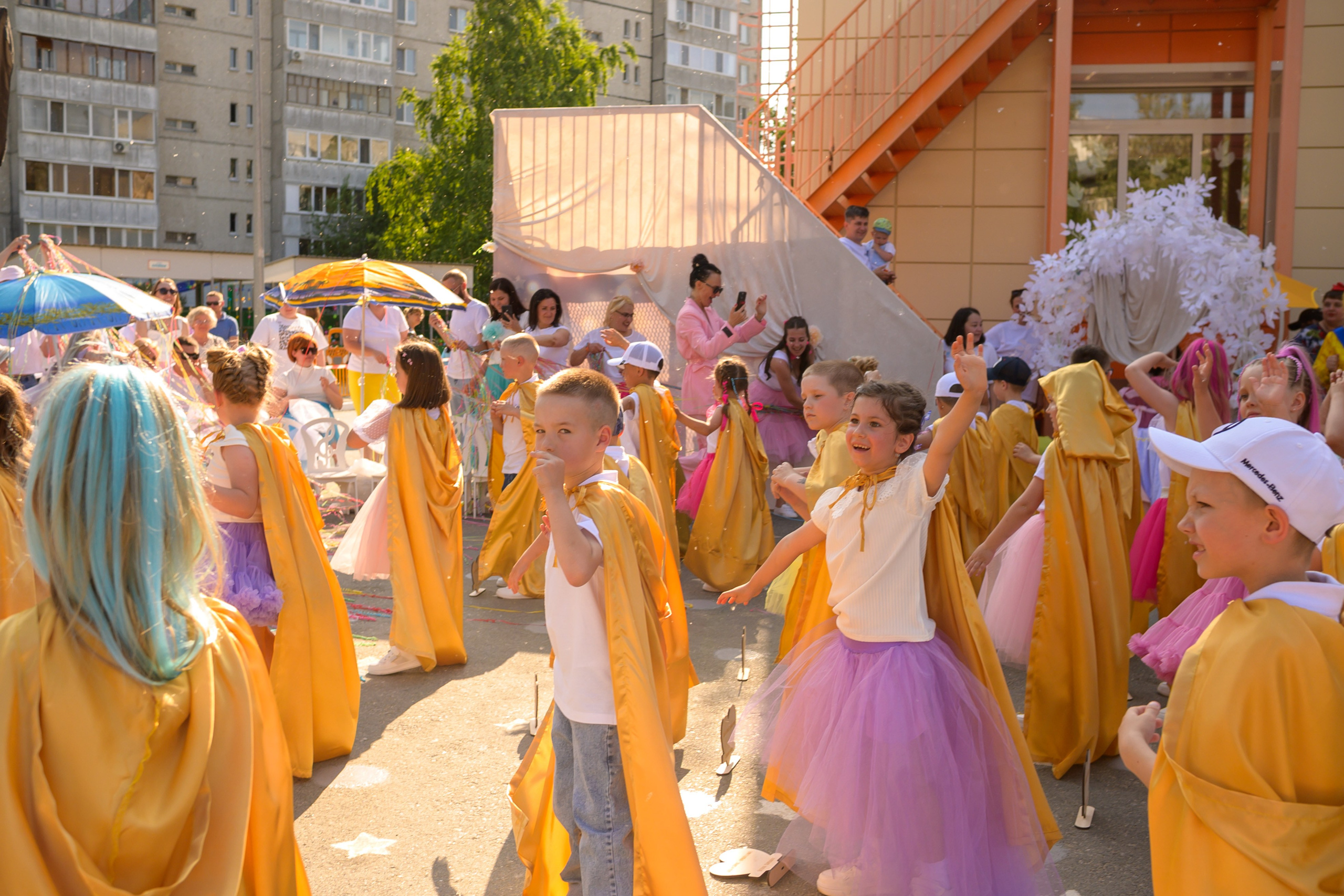 Репортаж выпускного группа «Фантазёры» 3 садик. Фотограф новорожденных, семейный детский в Тюмени Татьяна Морозова