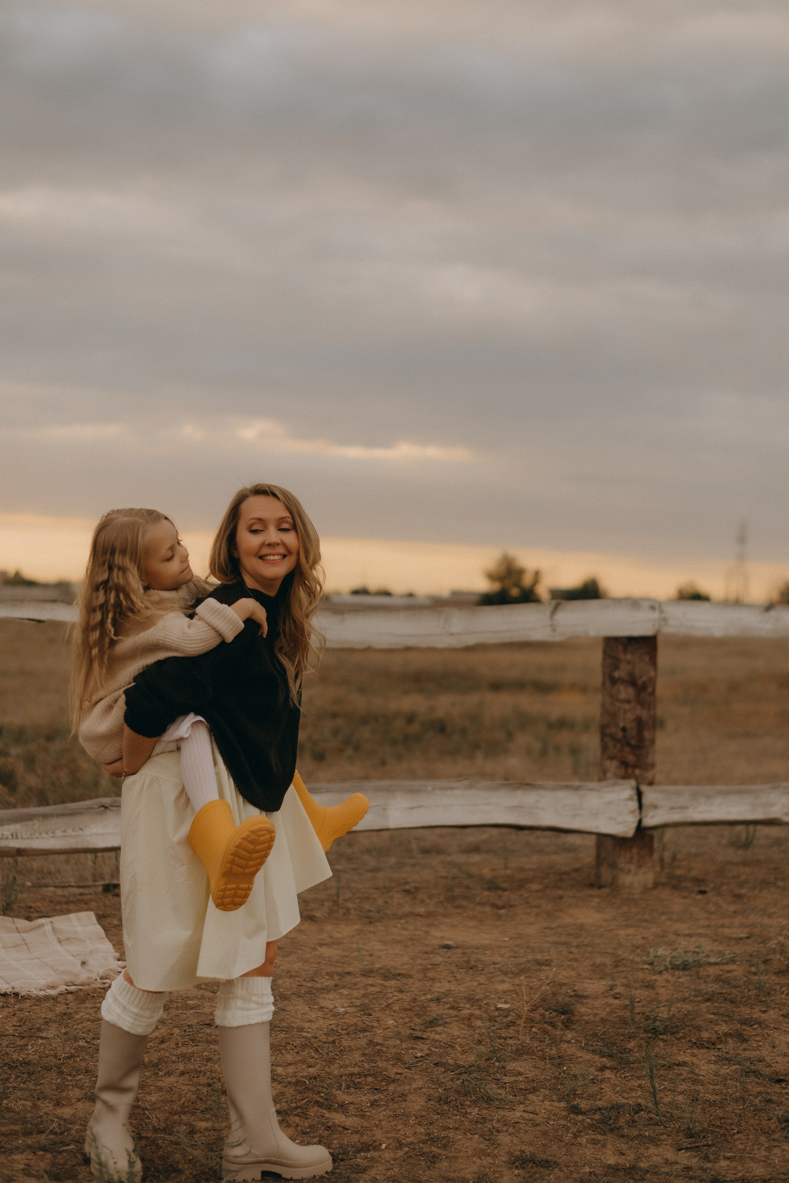 Света и Даша