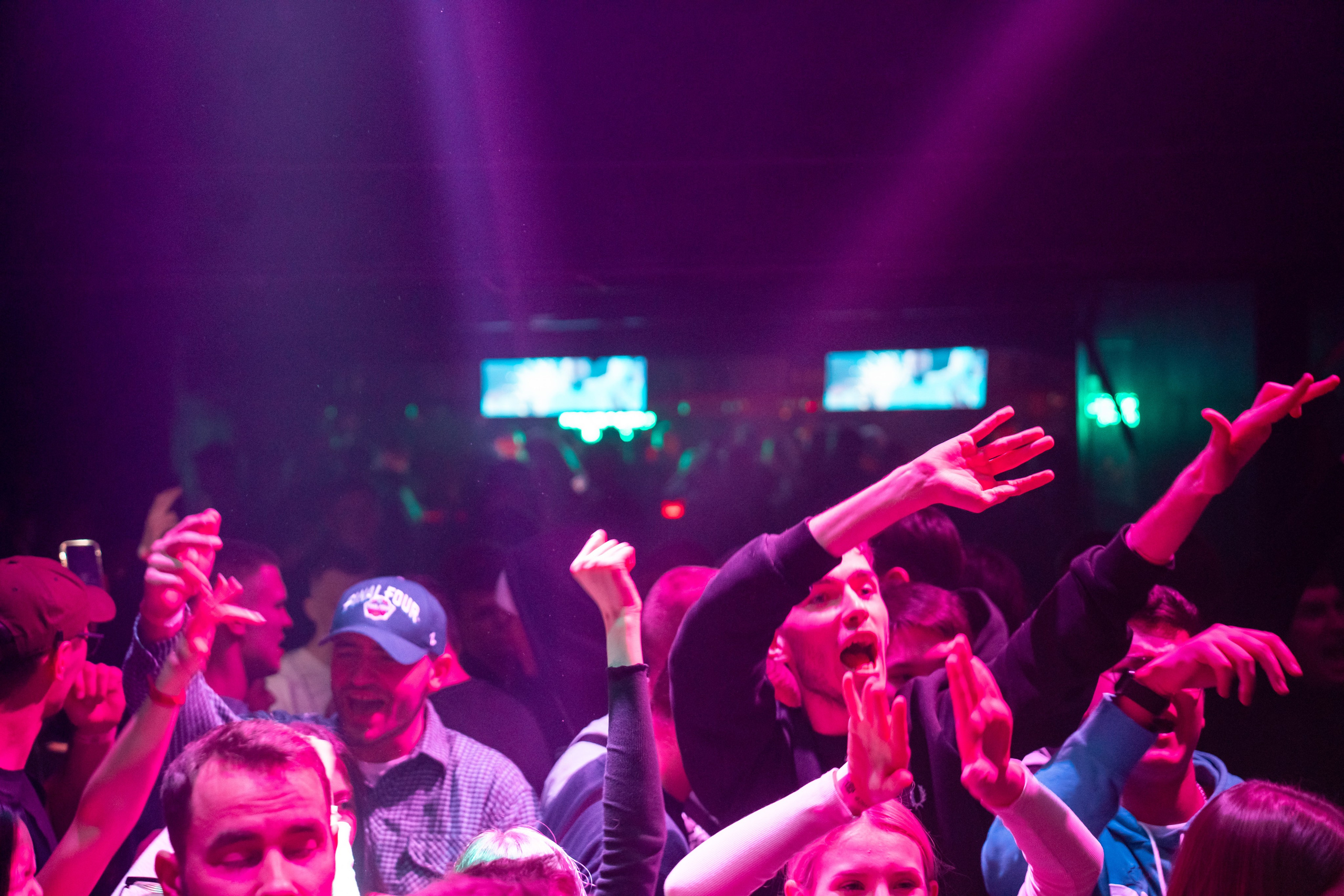 ZHARA & ZIP| ПАША ТЕХНИК. ZHARA CREW