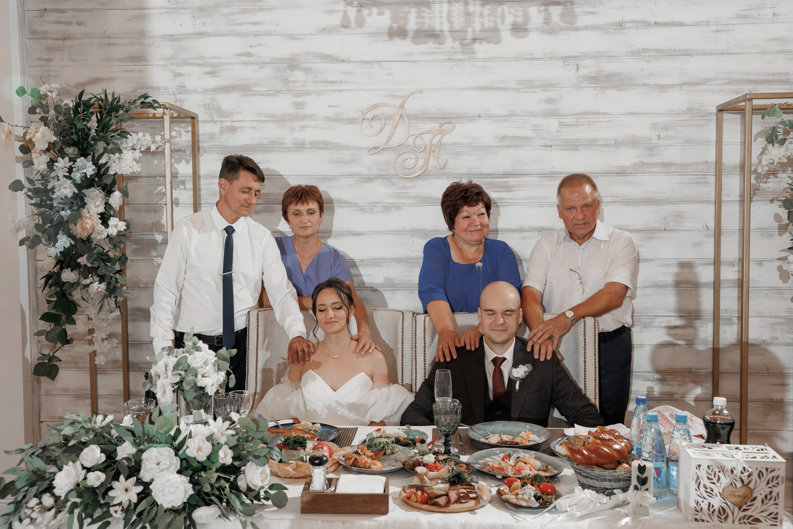 Полина и Дмитрий, загородный клуб «Барин», ЗАГС в г. Пушкино. Свадебный и репортажный фотограф (Москва, Королев и другие)