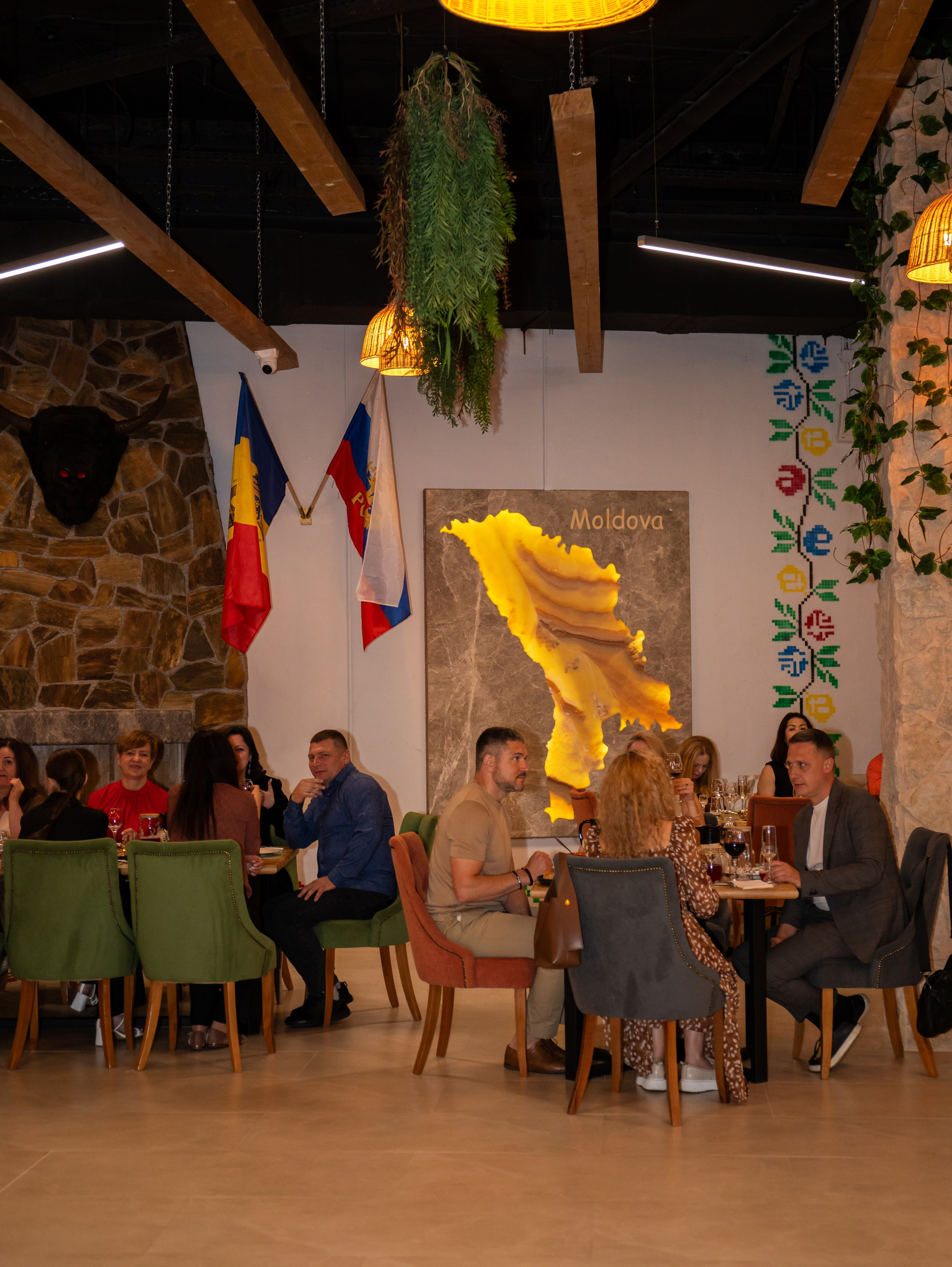 Открытие молдавского ресторана. Свадебный и семейный фотограф в Москве Мила Широких