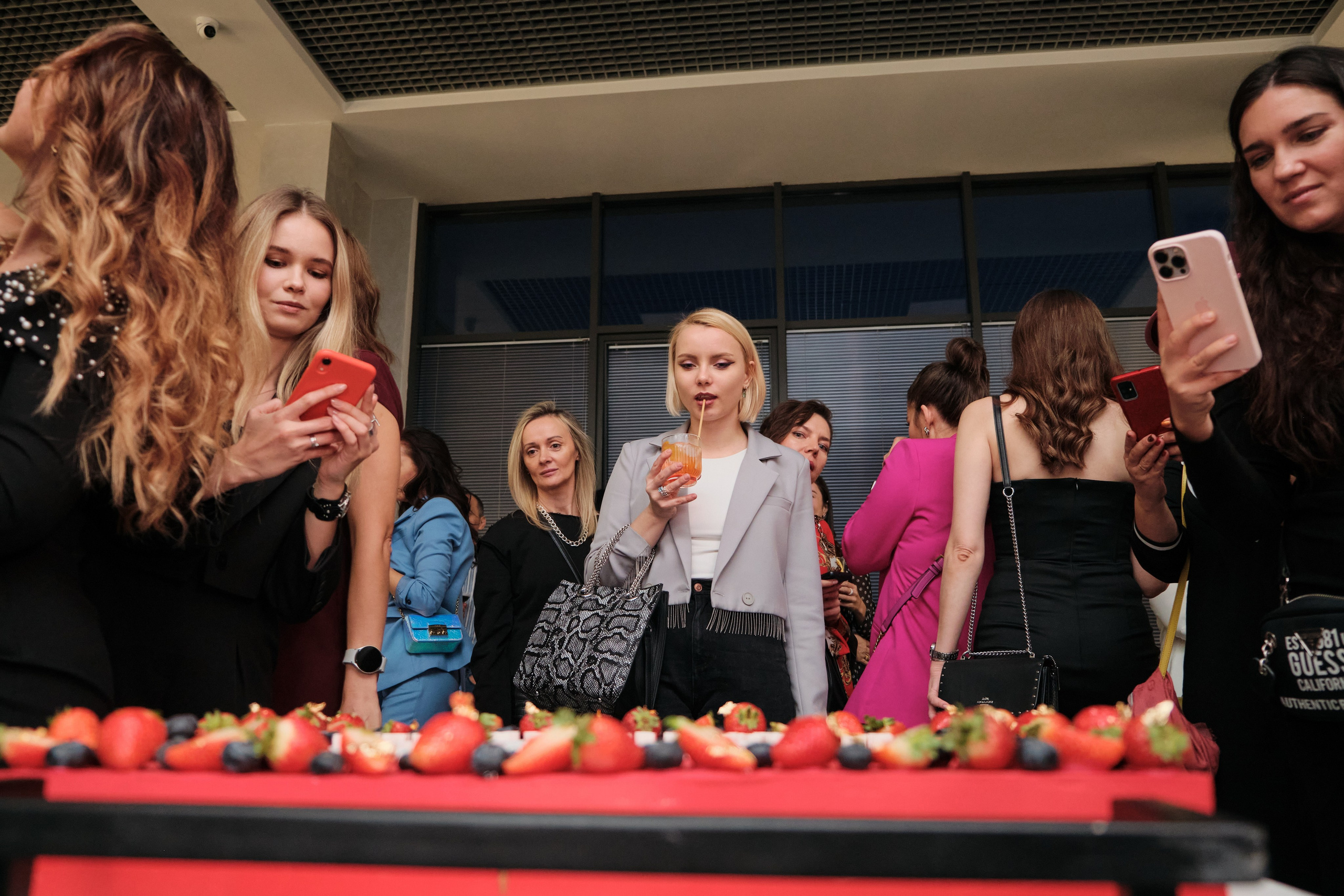 Открытие салона 100 градусов. Антон Ив