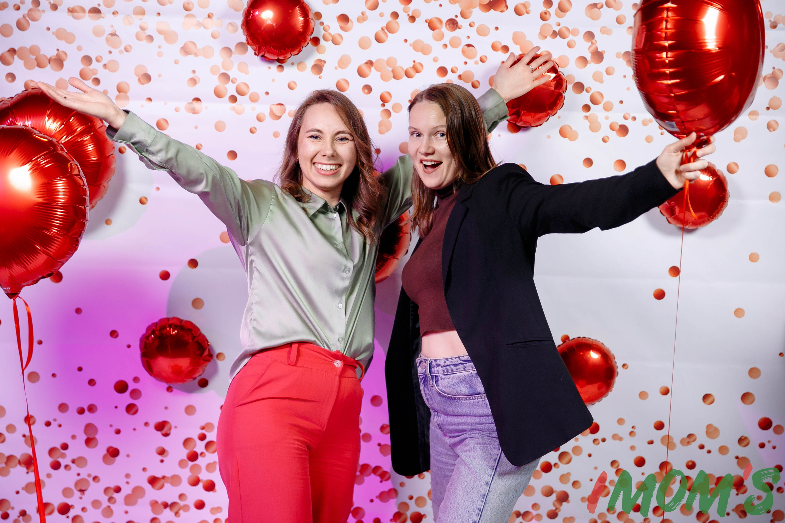 Квиз «Аймомс». Ваш репортажный фотограф Артемий Антонов