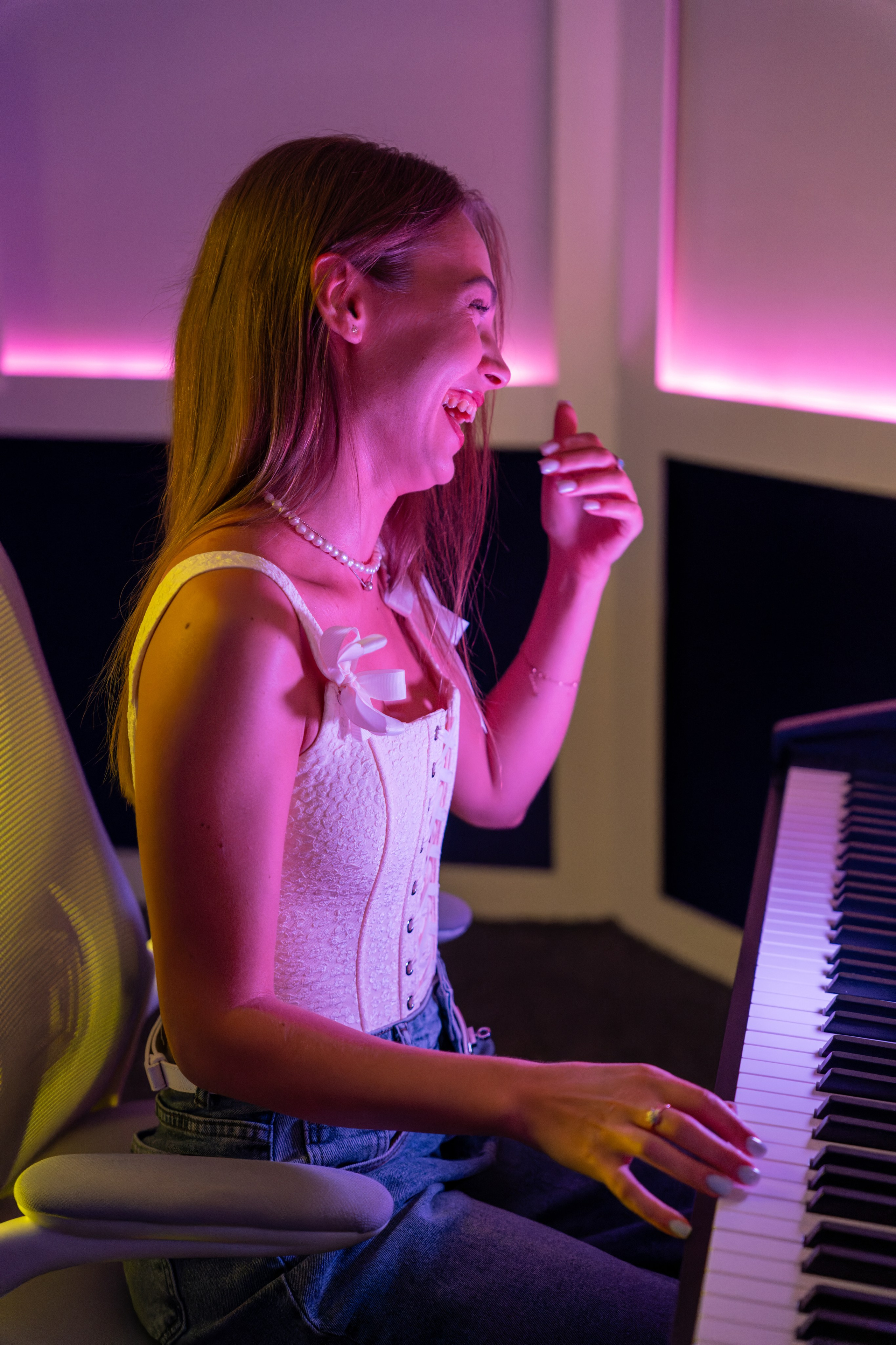 Фотосъёмка в студии звукозаписи Москва. «Студия DRONAVT`s» — видеосъёмка и фотография г. Москва