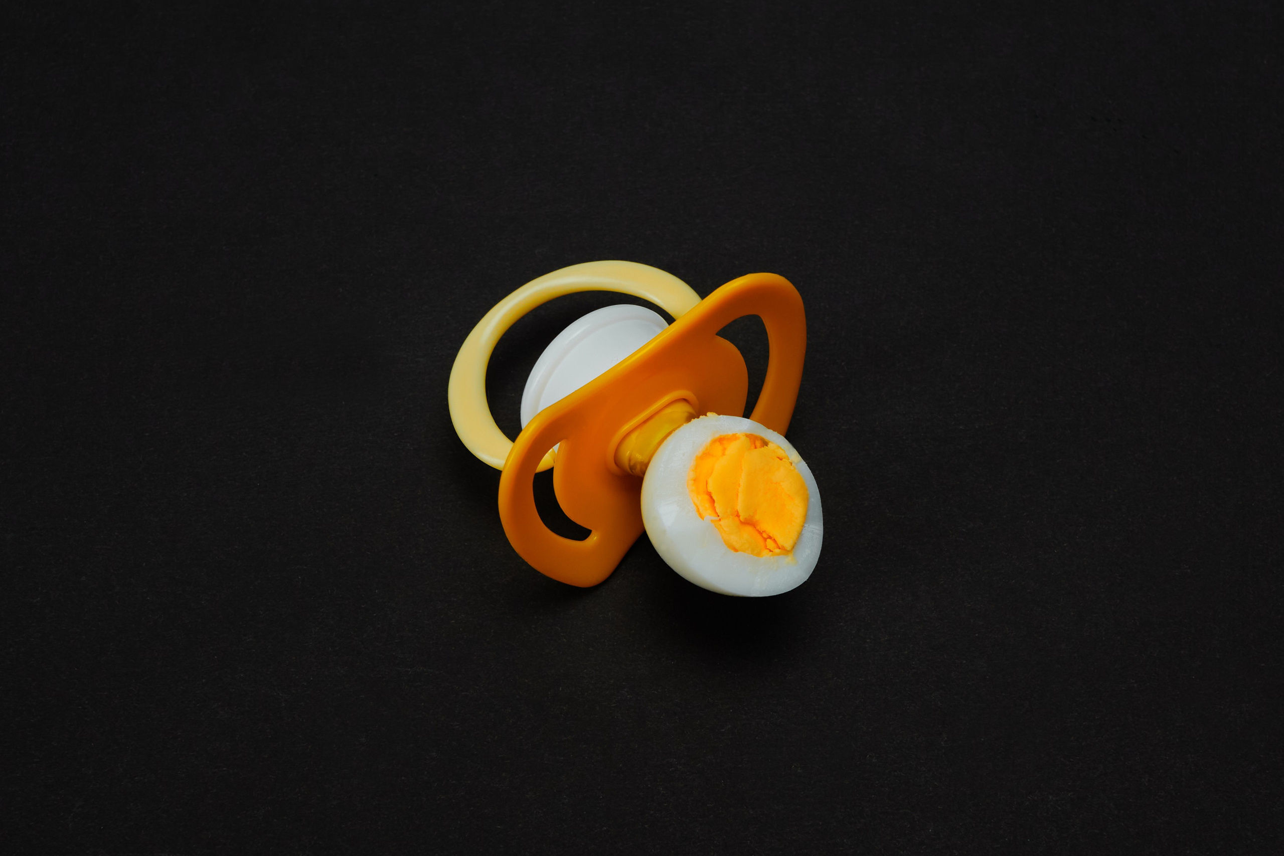 Рекламная фотосессия яиц. Фотограф из Первоуральска Роман Заиченко