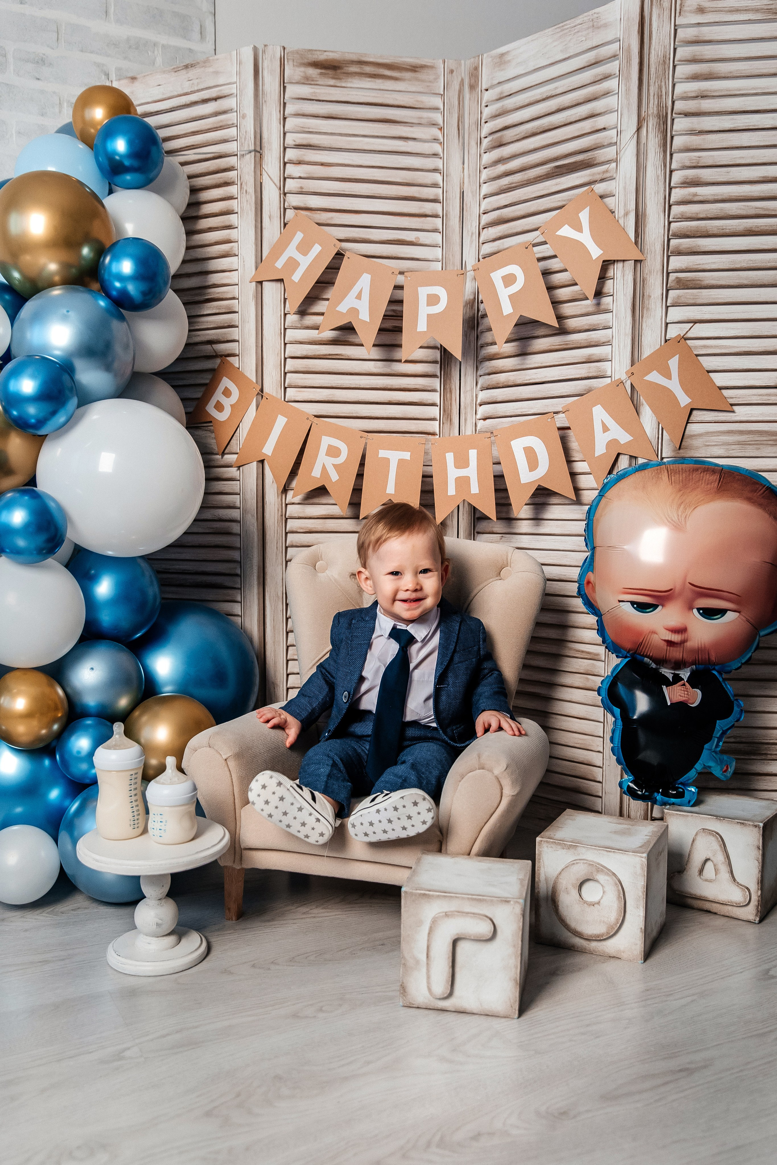 С шарами. Детский фотограф, выпускные альбомы в Нижнем Новгороде Бодягина Мария