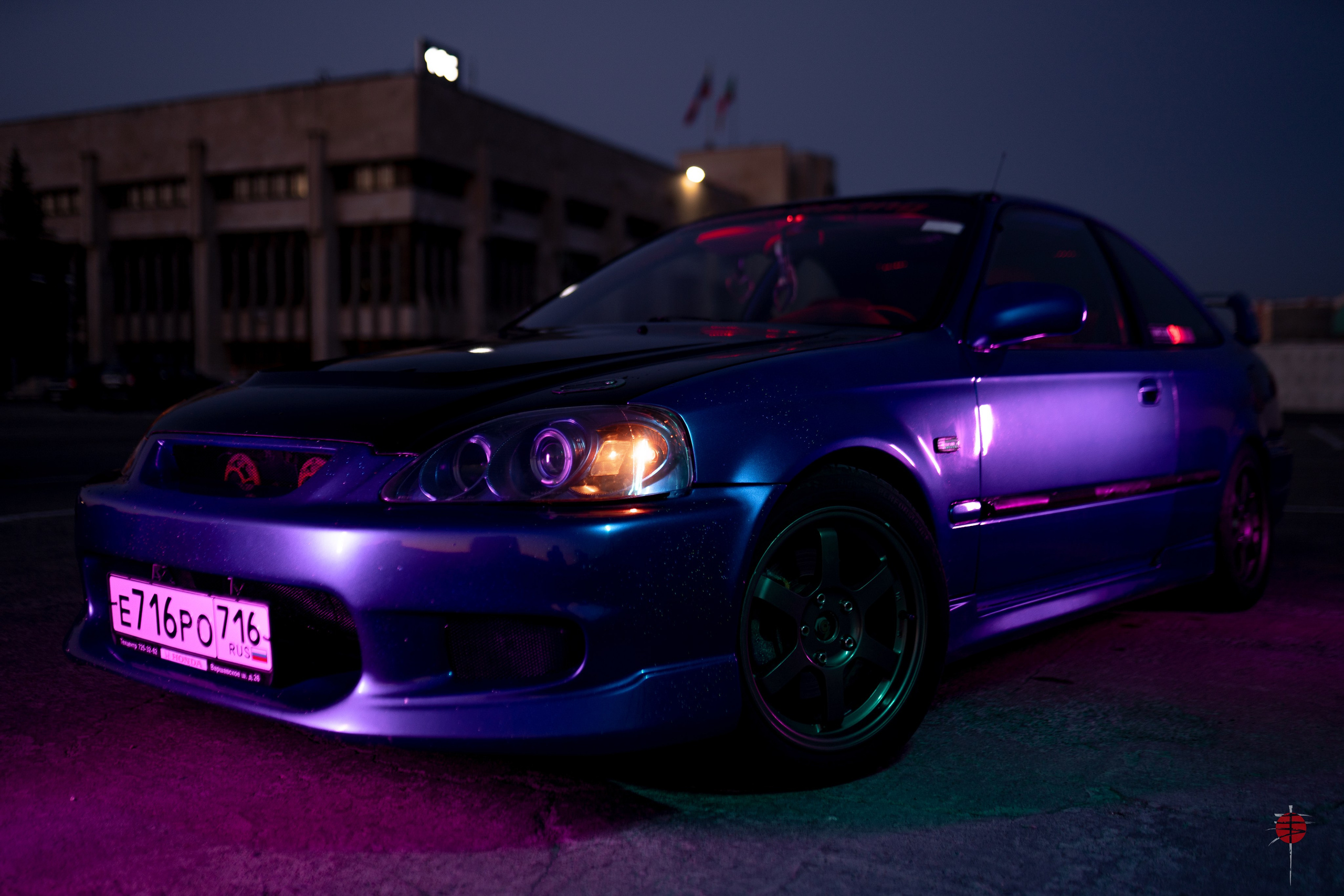 ЦВЕТНЫЕ ФОТОГРАФИИ. Никита Аничкин фото и видео оператор из России