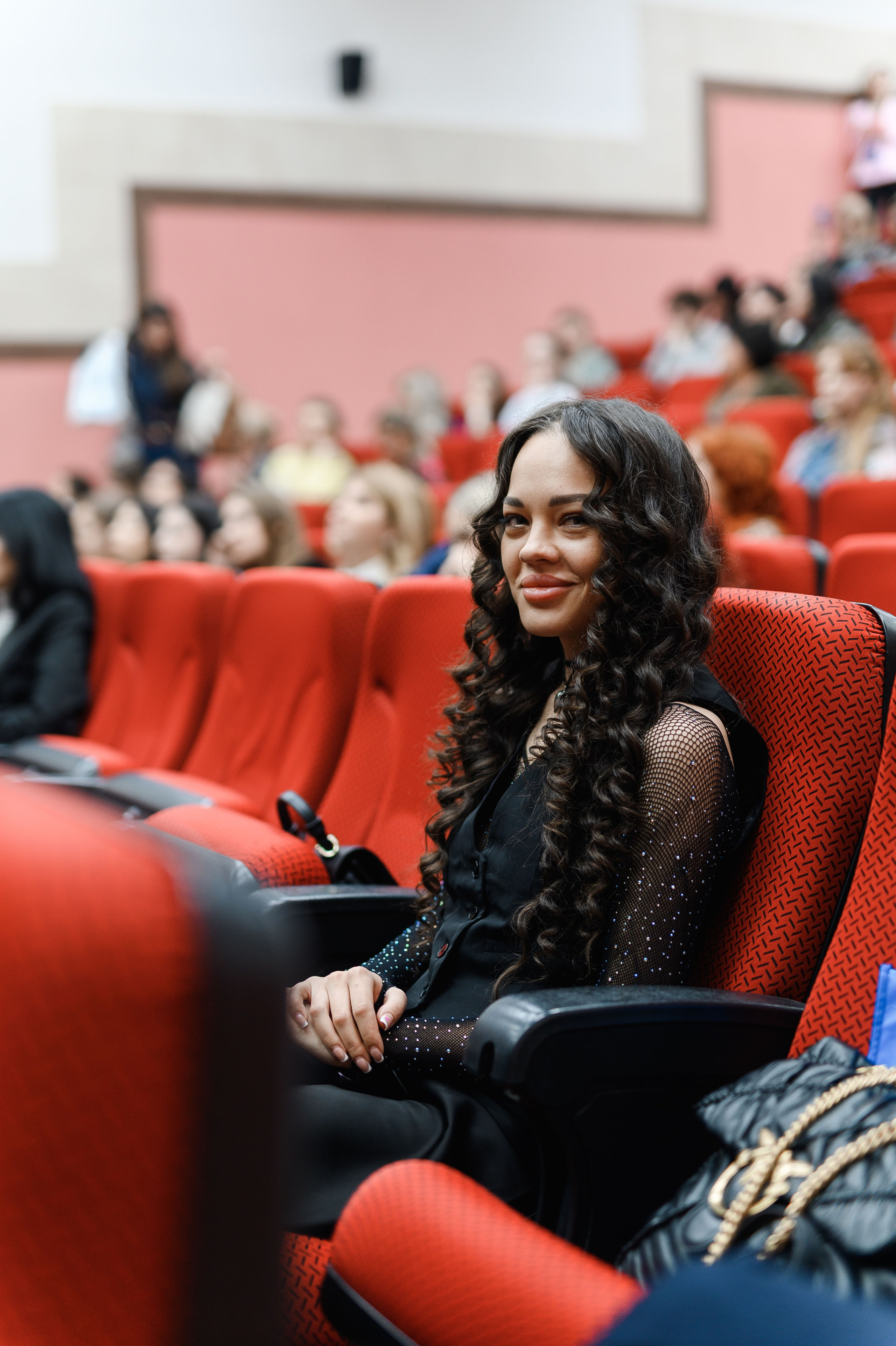 СЛУШАТЕЛИ. PRO-AGELESS