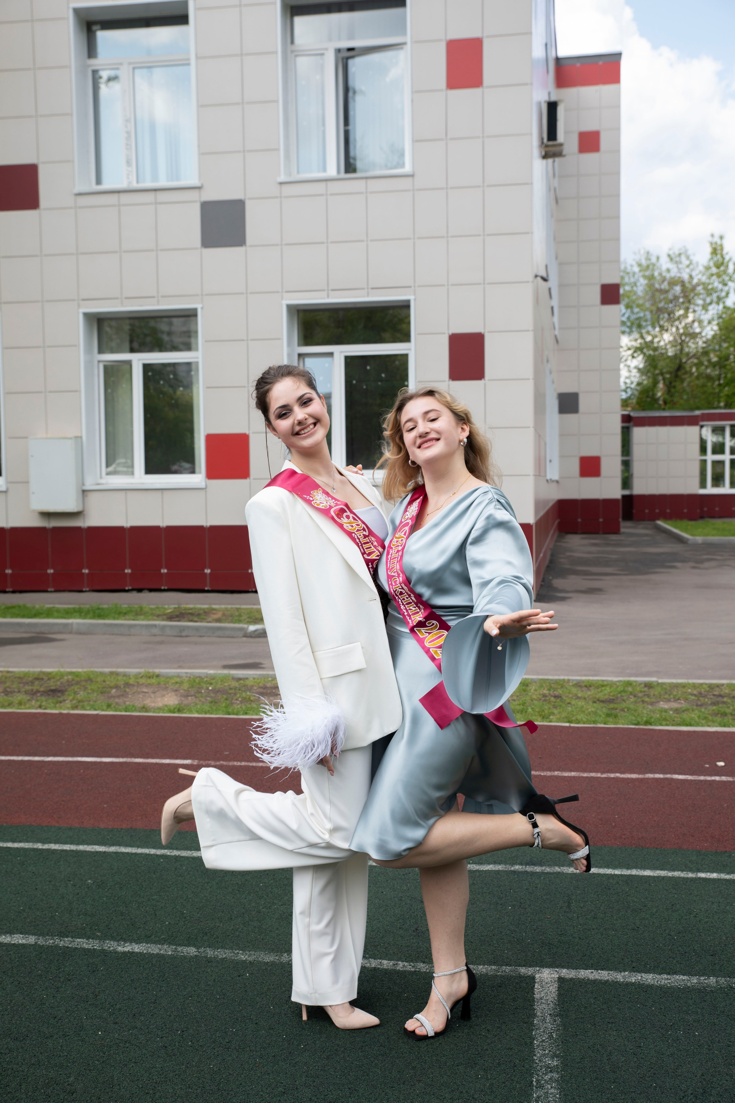 Последний звонок Школа Баренбаума 1517. Фотограф в Москве Яна Полосина