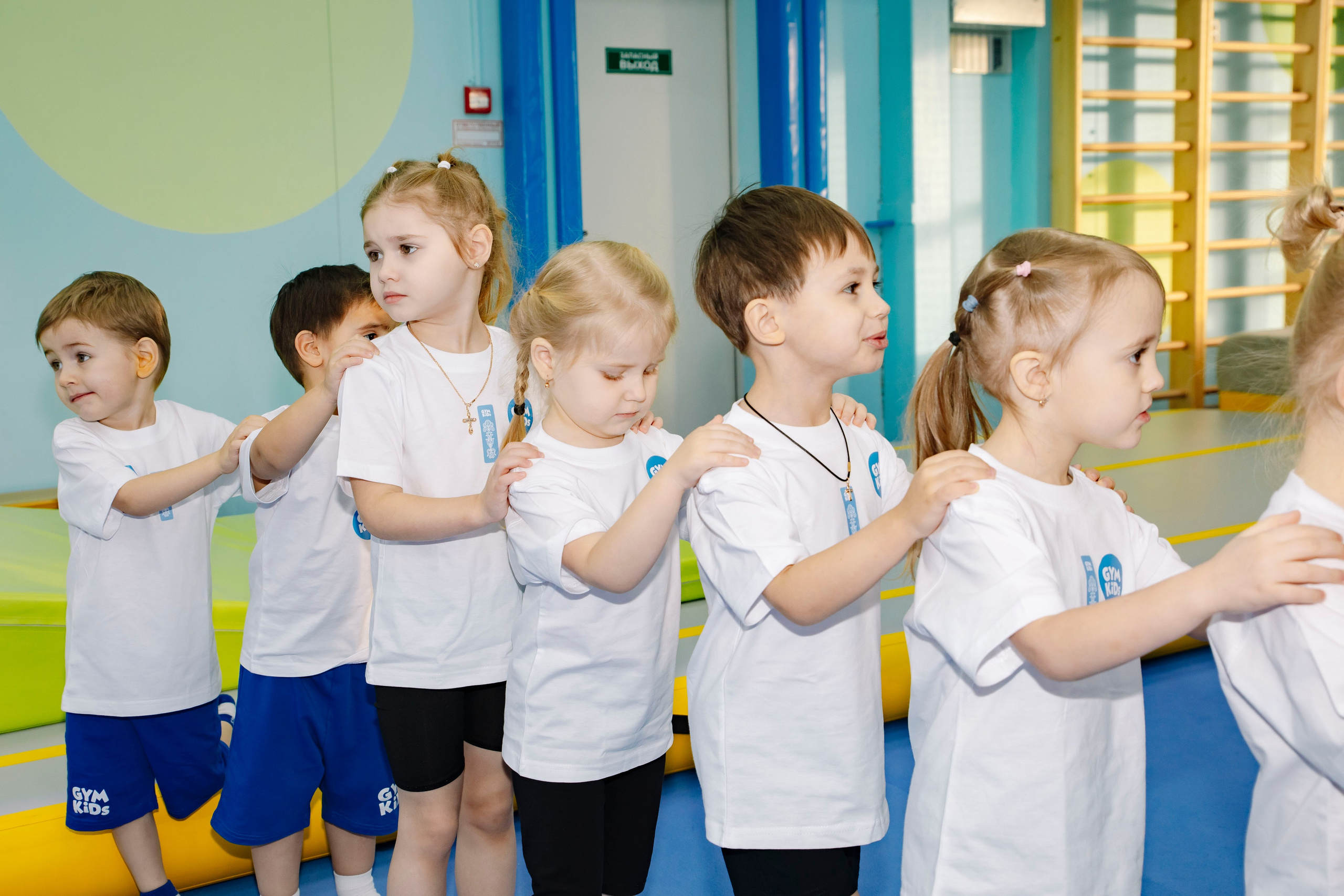Соревнования по гимнастике в Gymkids Звенигород. Профессиональный фотограф в Москве | Заказать фотосессию и съемку