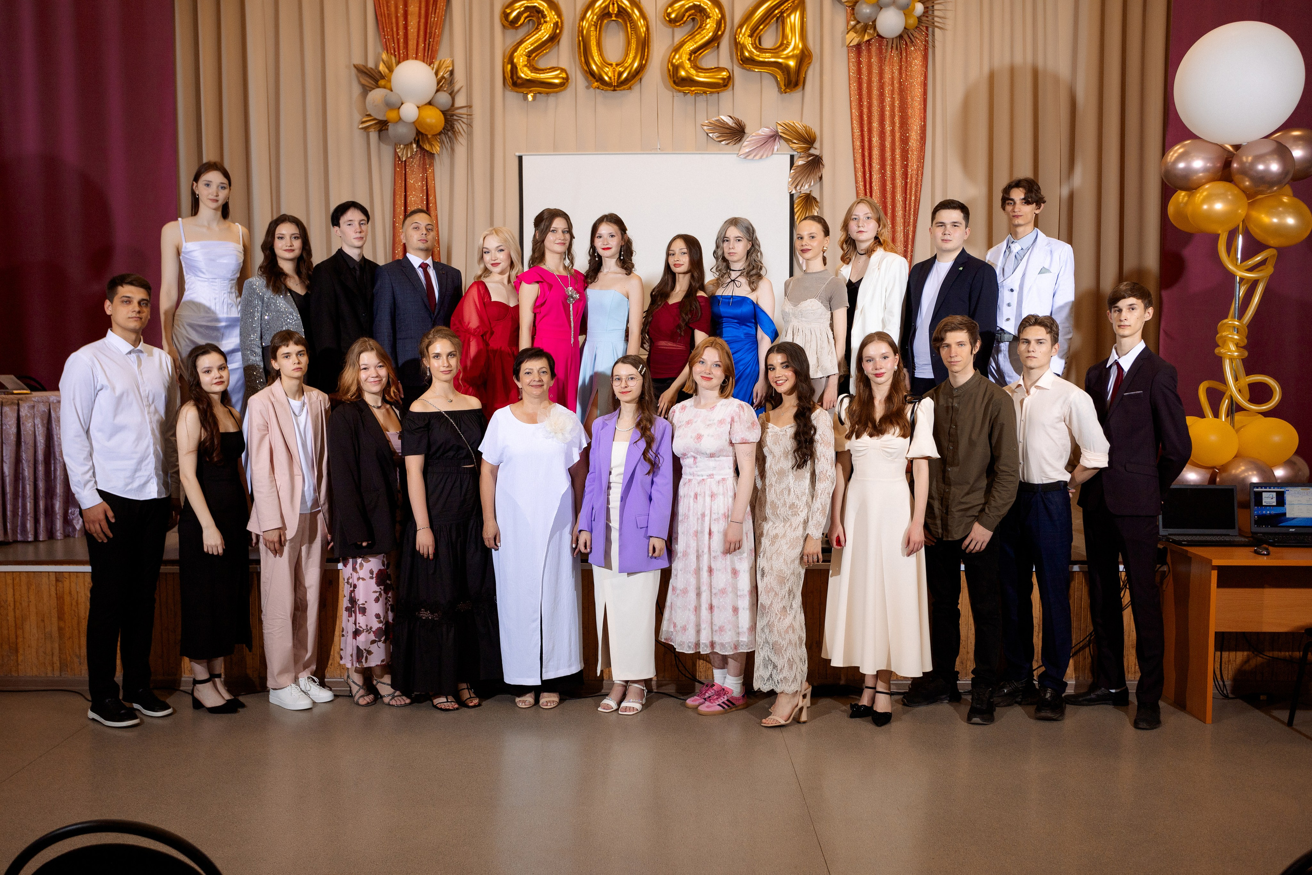 ВРУЧЕНИЕ АТТЕСТАТОВ: Пример. Все фото. Профессиональный фотограф в Ижевске Леша Петров