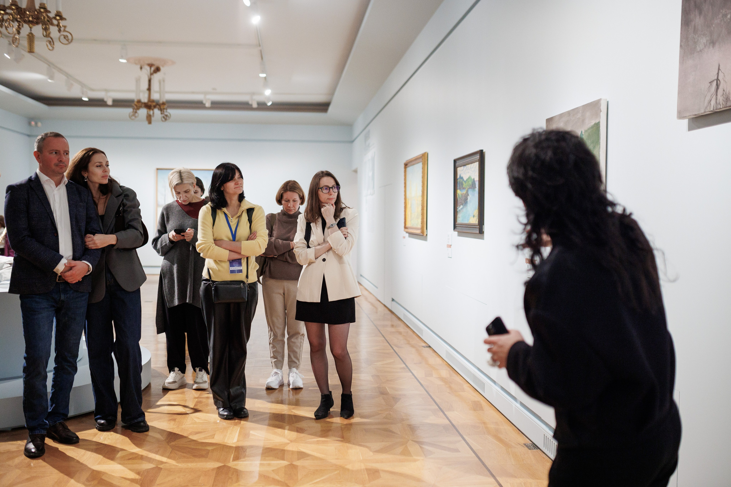 Открытие экспозиции «Путевые заметки. Привал». Фотограф городских и семейных событий Артем Карпухин