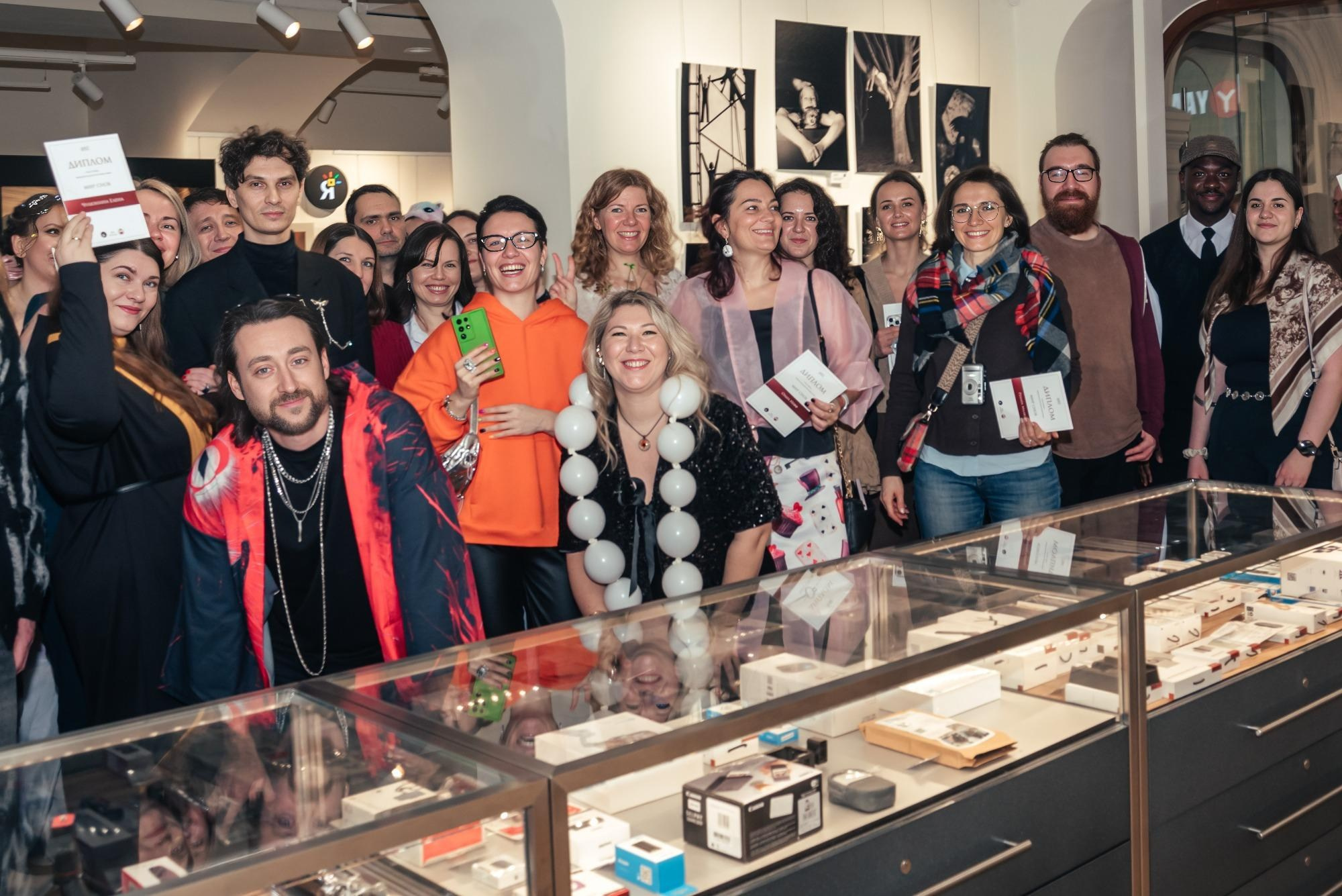 ВЫСТАВКИ. ОЛЬГА НЕФФ. Художник. Визуал, Музыка, Поэзия