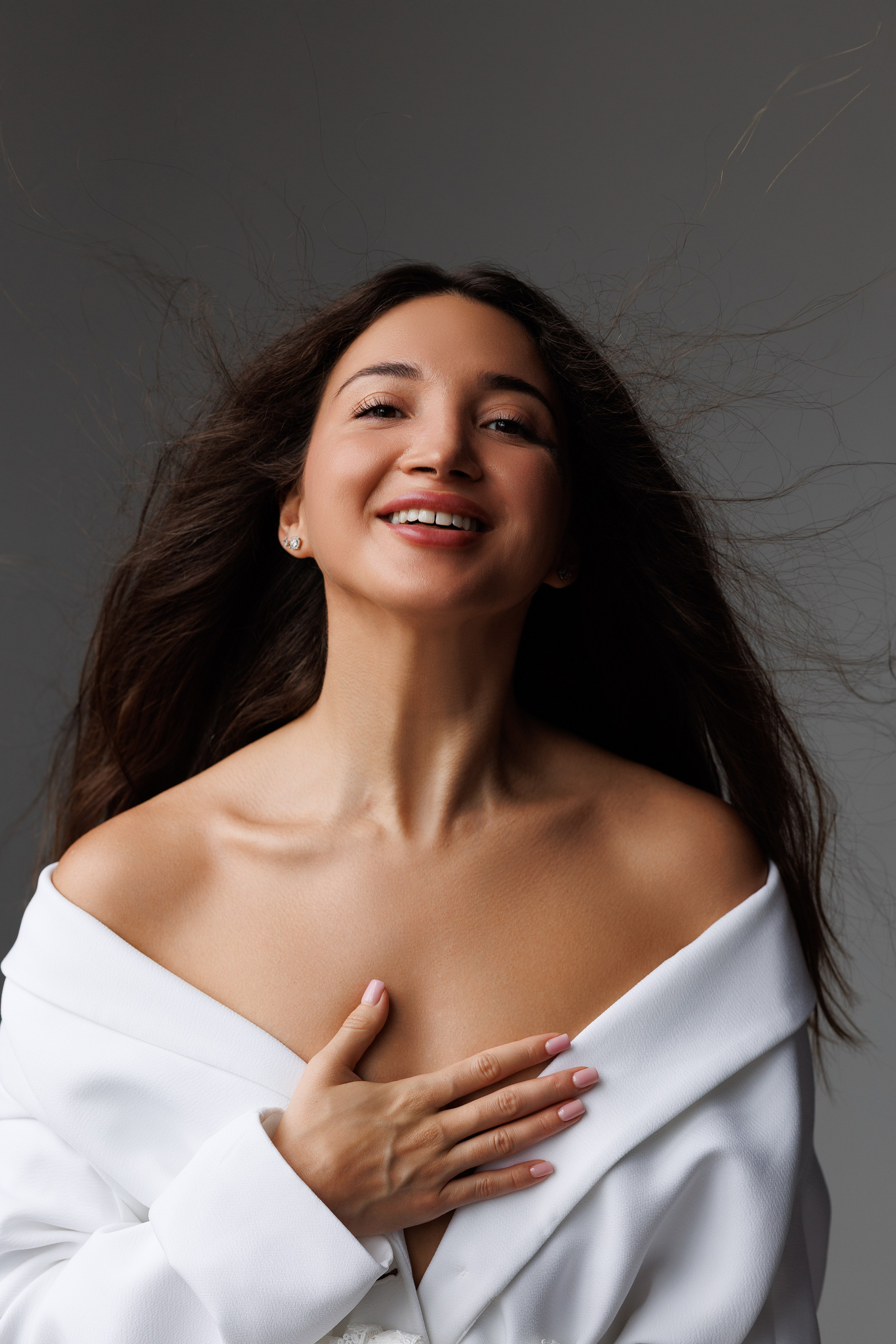 Женский портрет в студии. Фотограф Минск