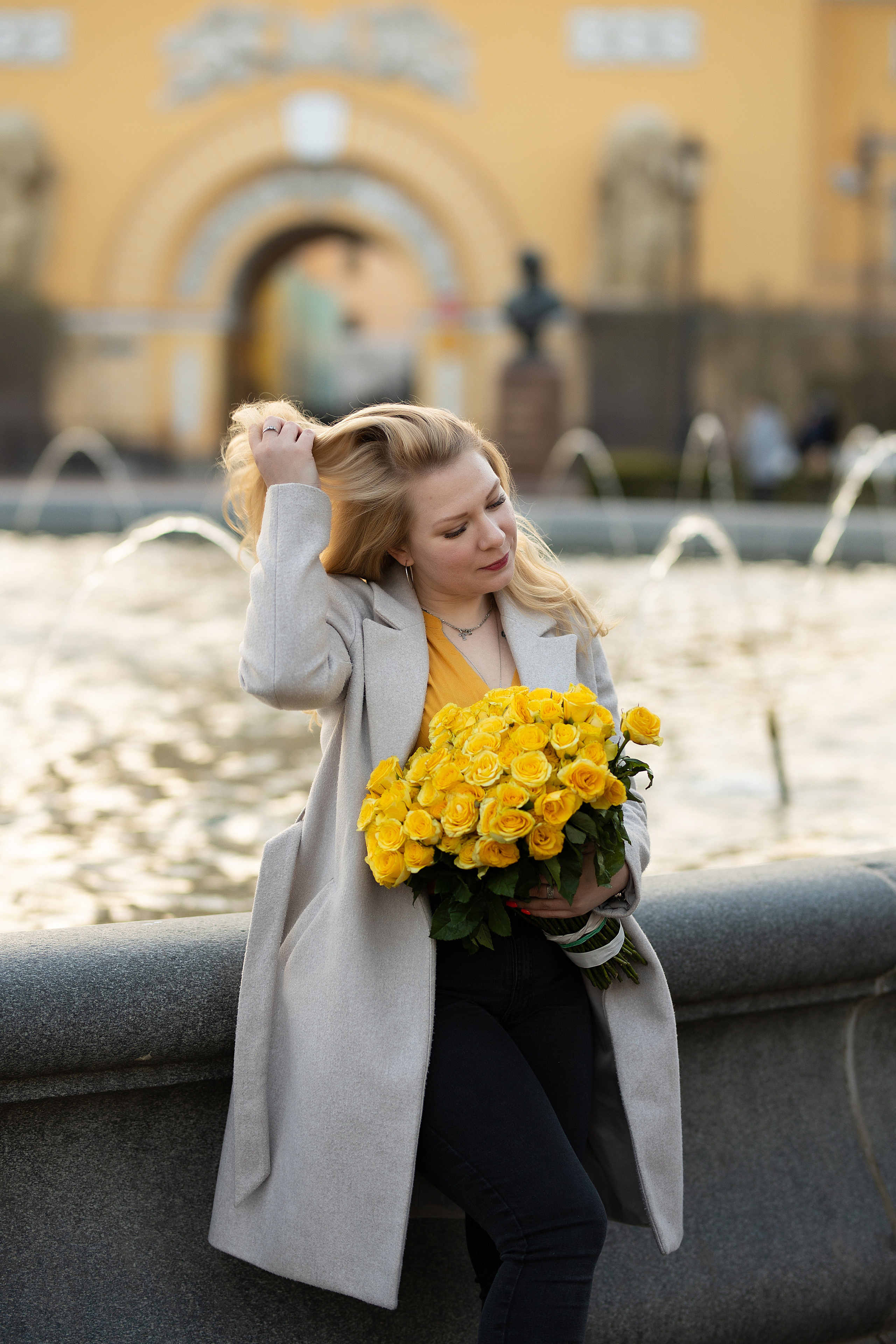 Живые фото у фонтана