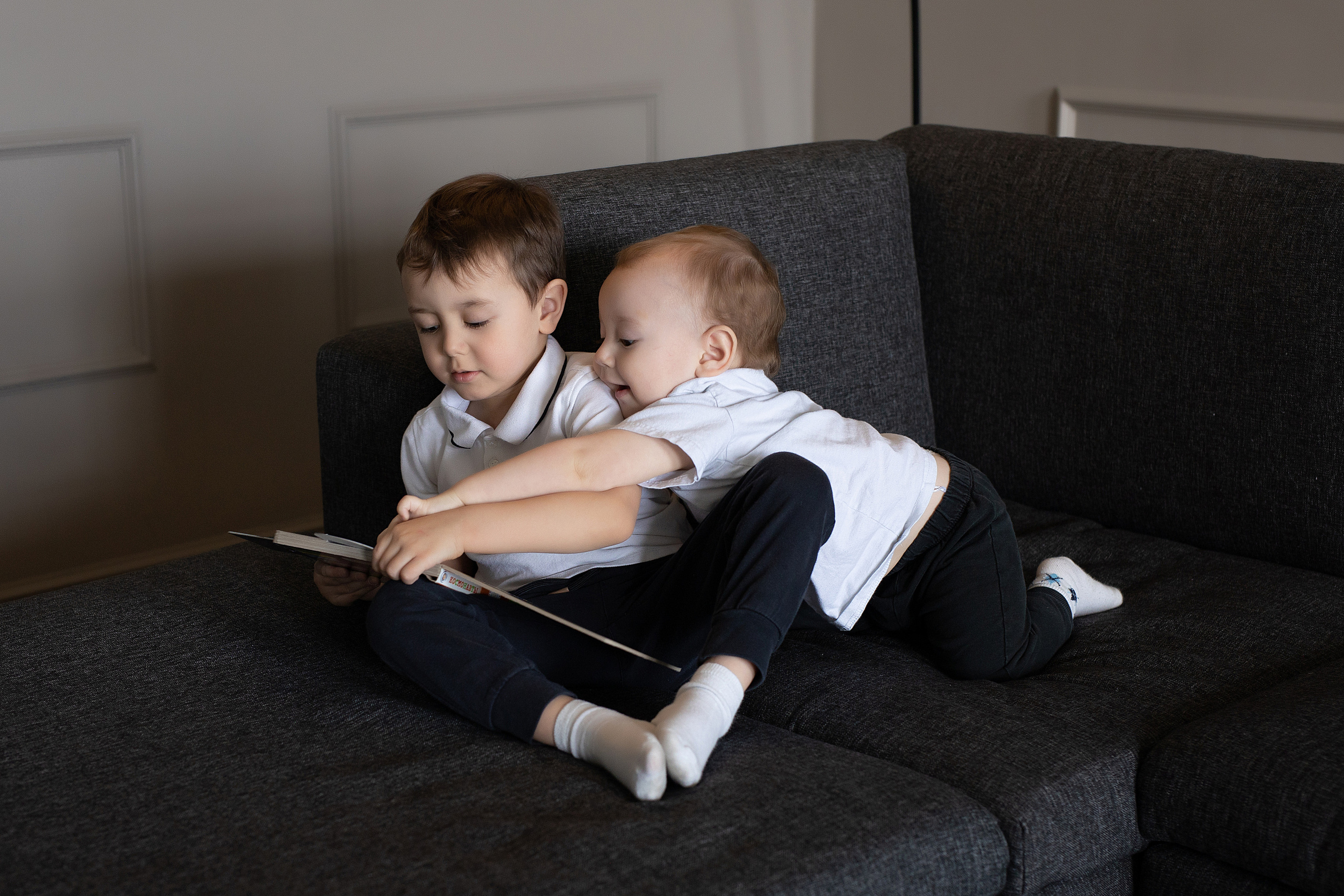 фотосессия для семьи с двумя сыновьями в питере