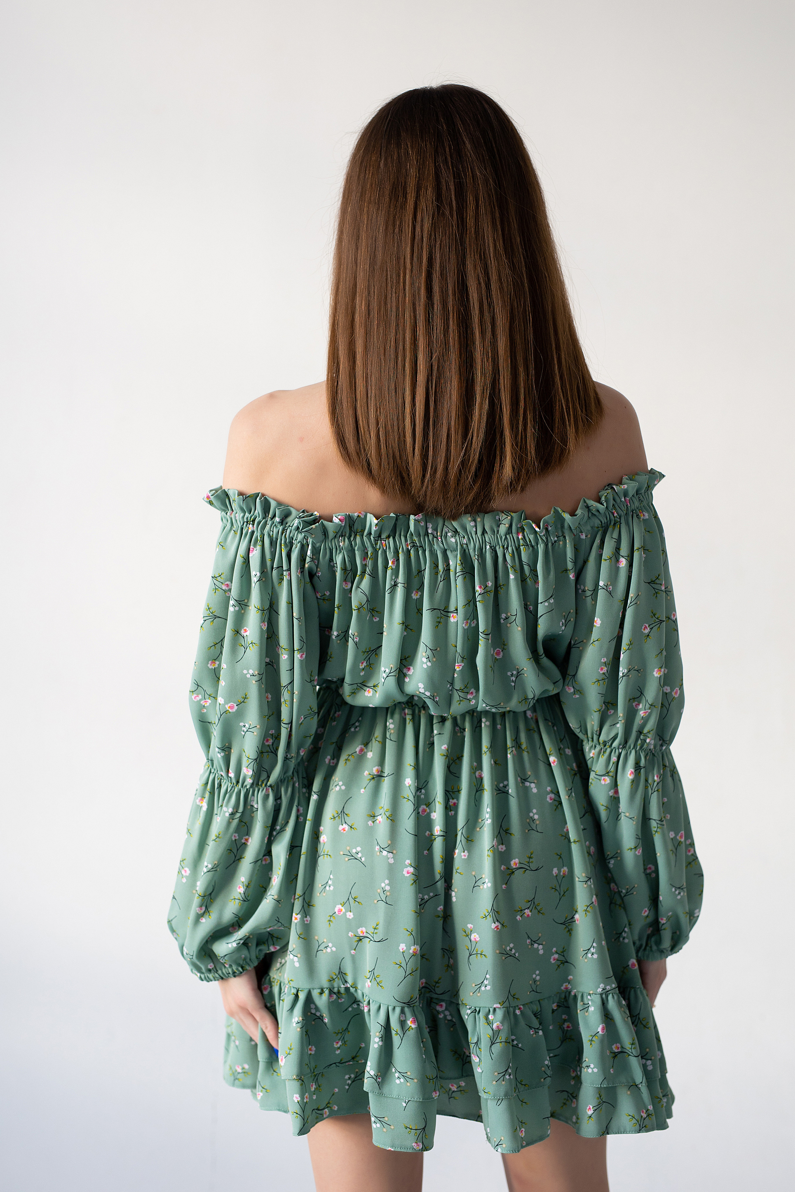 модель для съёмки товаров маркетплейс