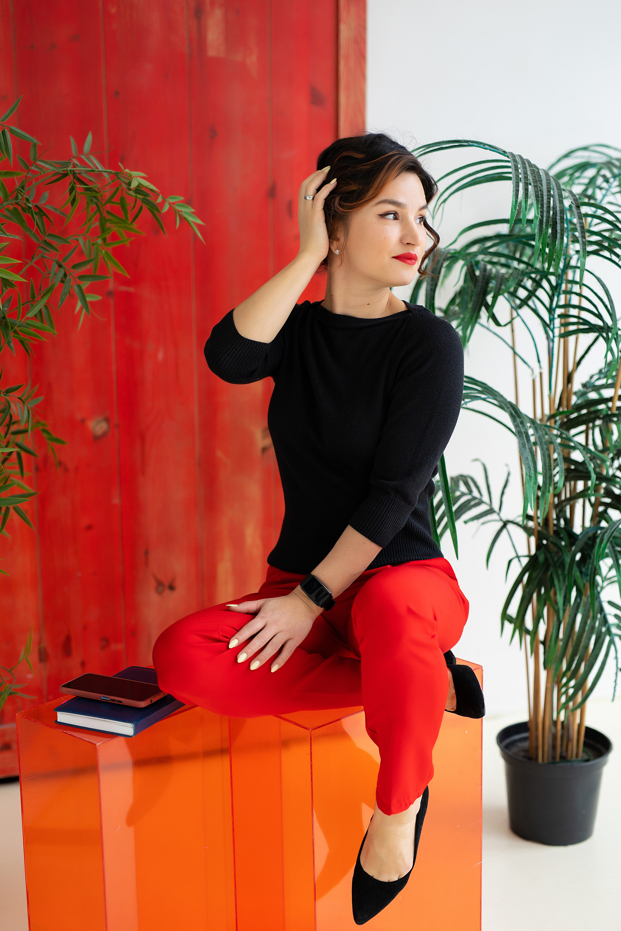 позы для фотосессии женщины в студии