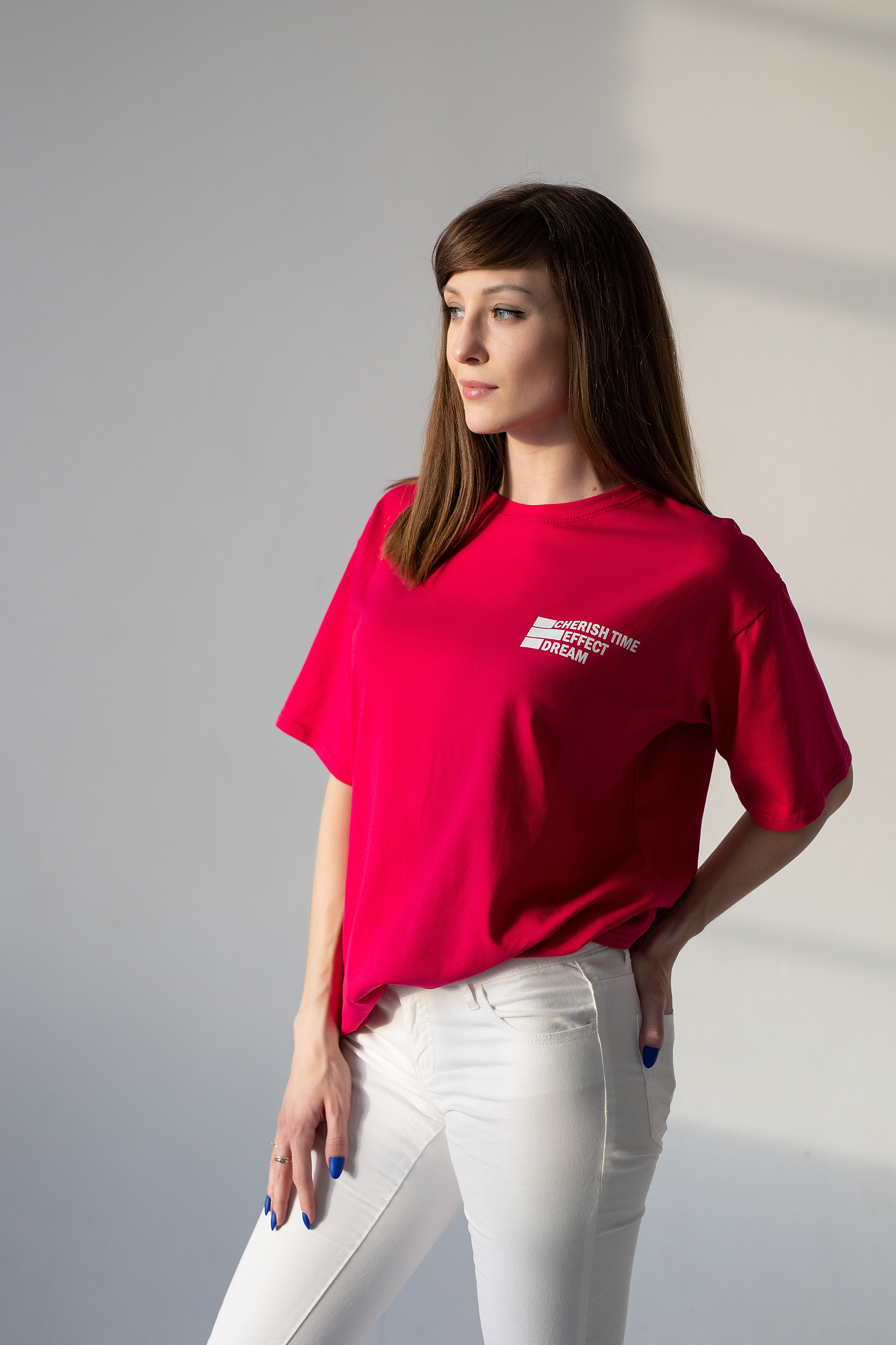 фотосессия для маркетплейс на белом фоне