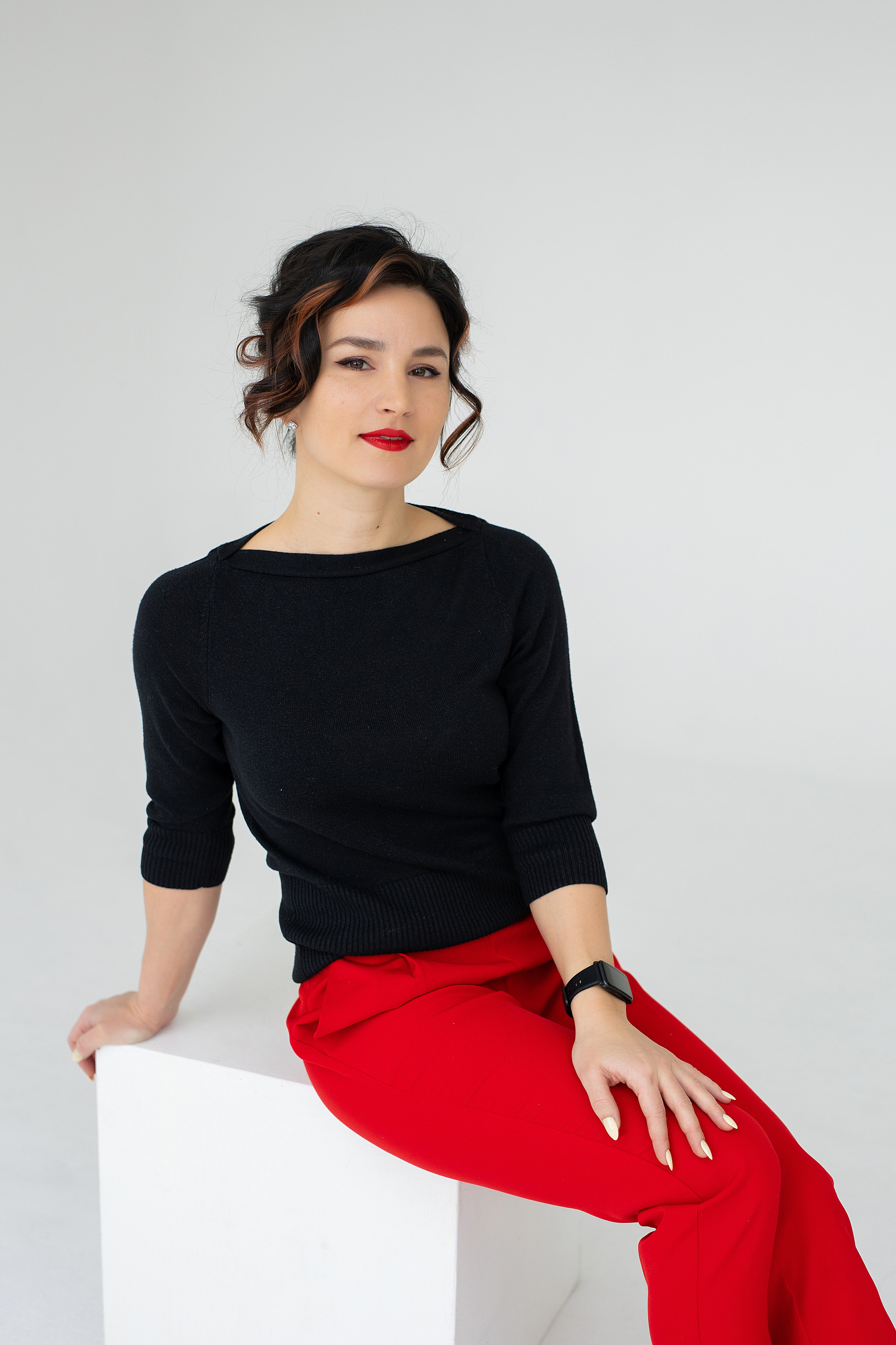 женский деловой портрет в фотостудии питера