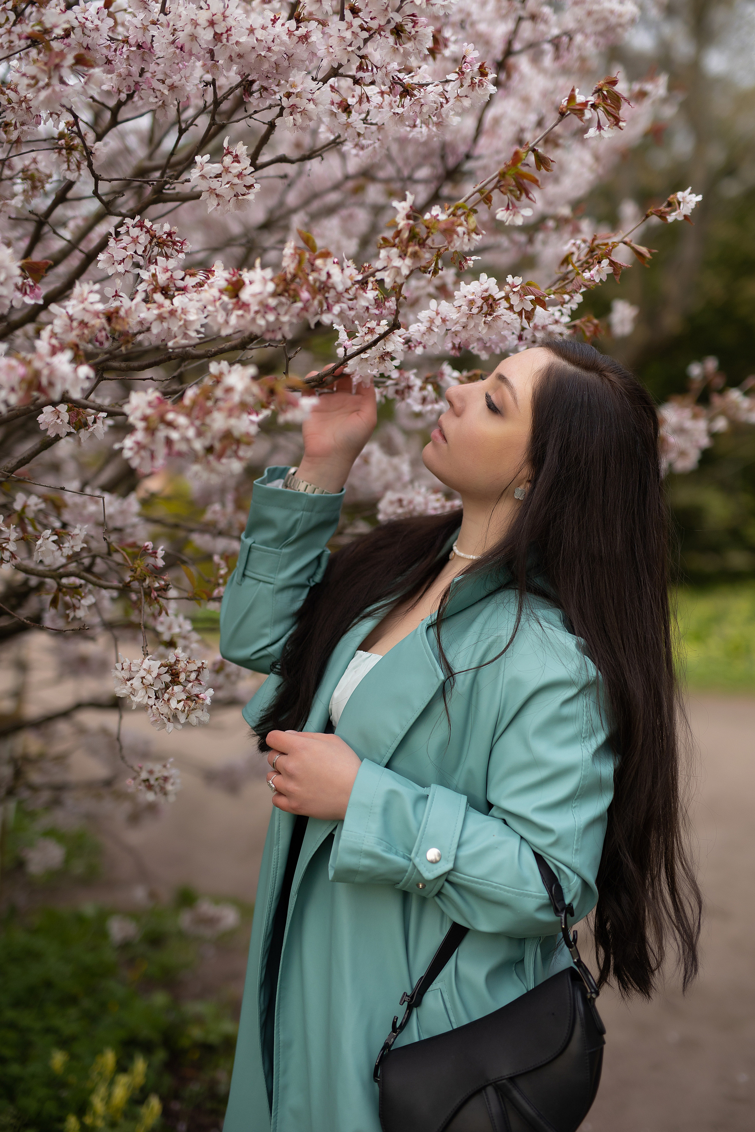 Длинные волосы