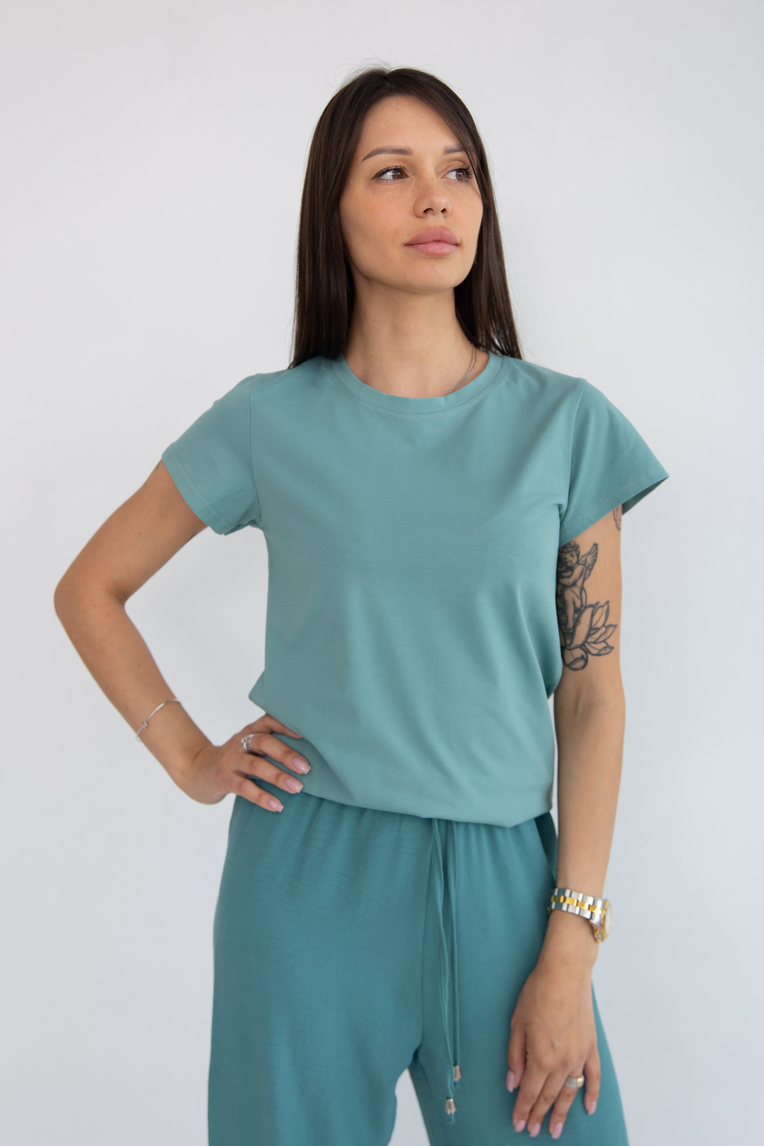 фотограф для вайлдберриез и озон в питере на циклораме