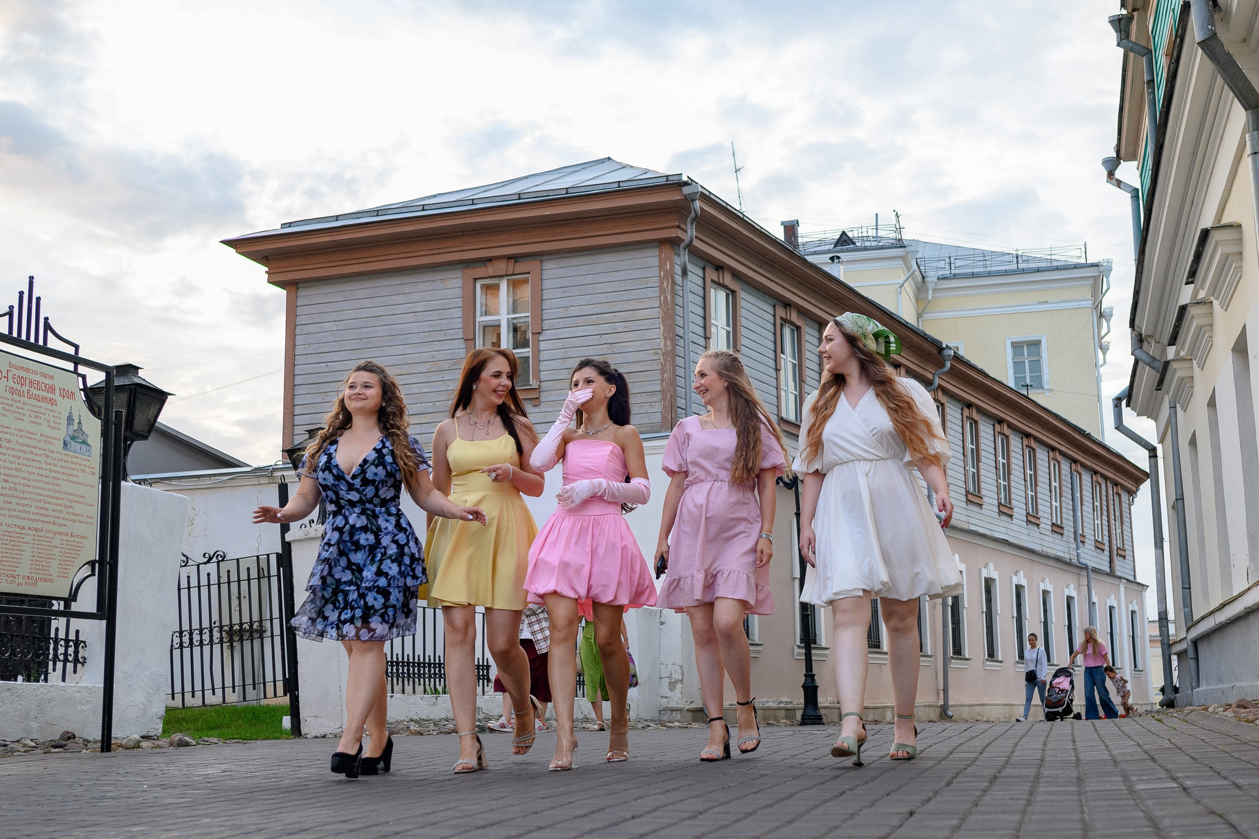 Яна_ День Рождения (лайт). Фотограф Александр Данилов
