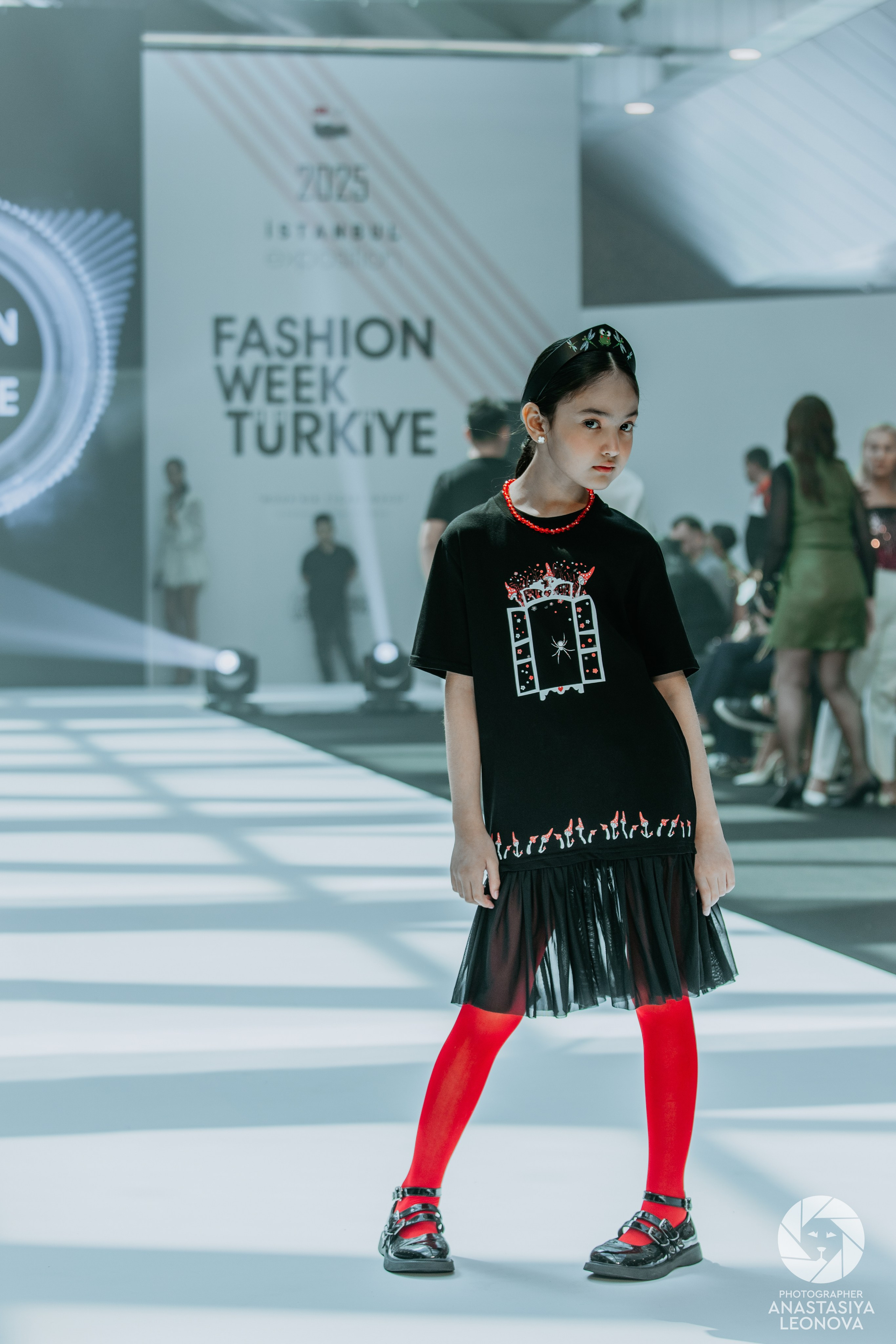 Fashion Week Türkiye [spring, 2025]. Anastasia Leonowa