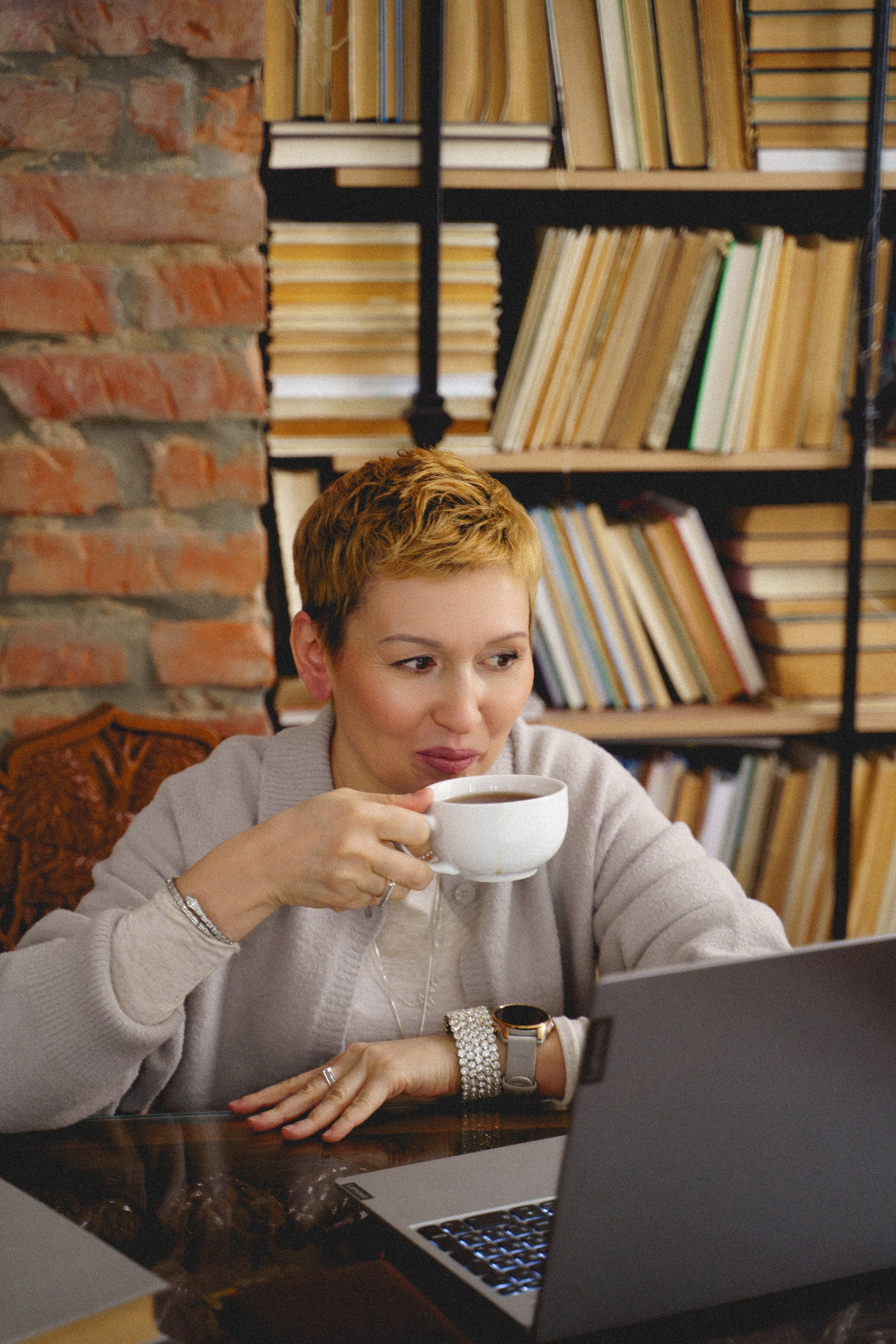 Классический деловой портрет. Иван Упоров — фотограф, рилсмейкер чебоксары